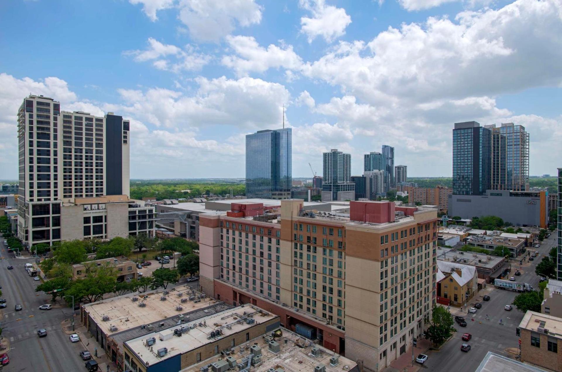 Tommie Austin, JDV by Hyatt photo 15