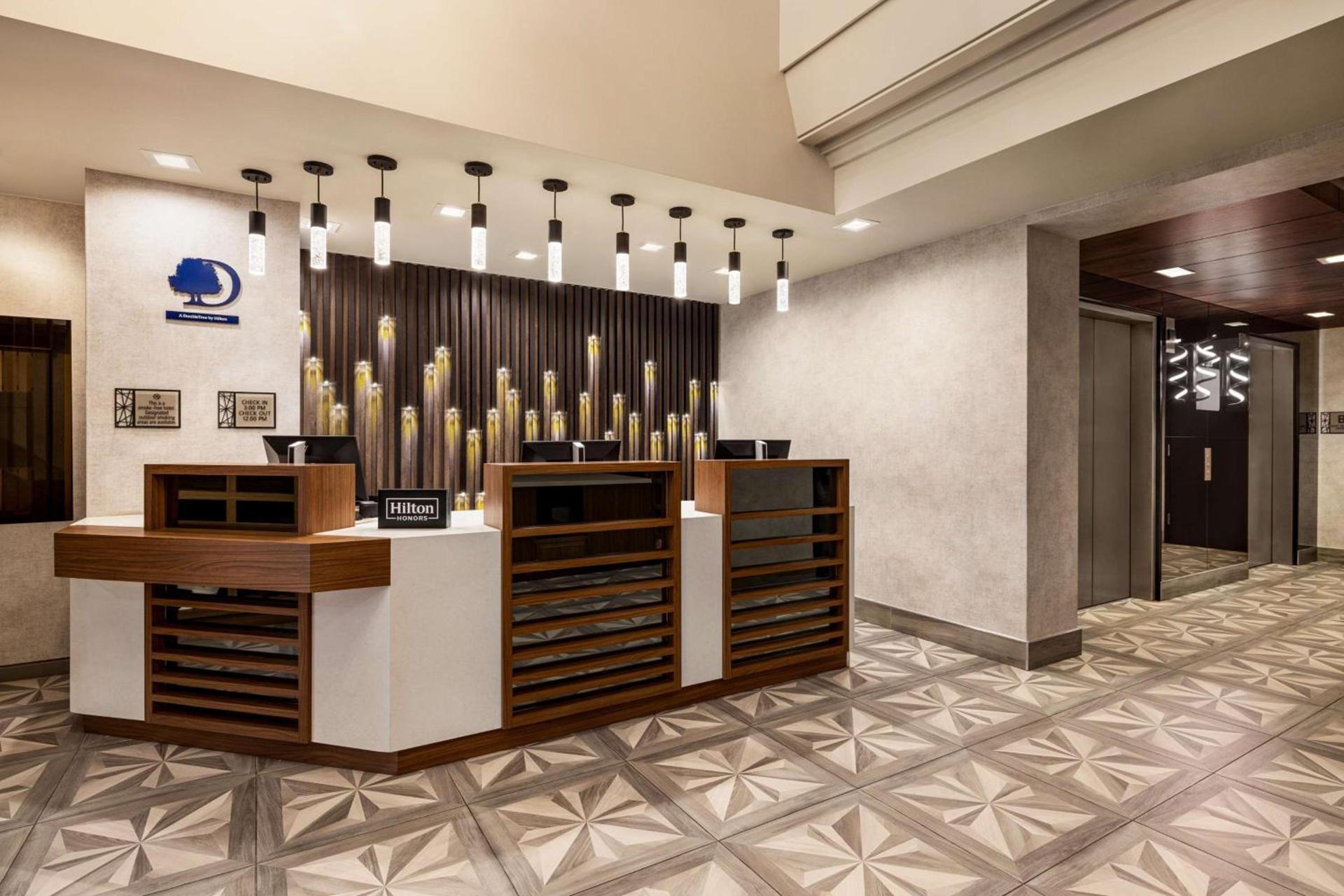 DoubleTree by Hilton New York Midtown Fifth Ave photo 86