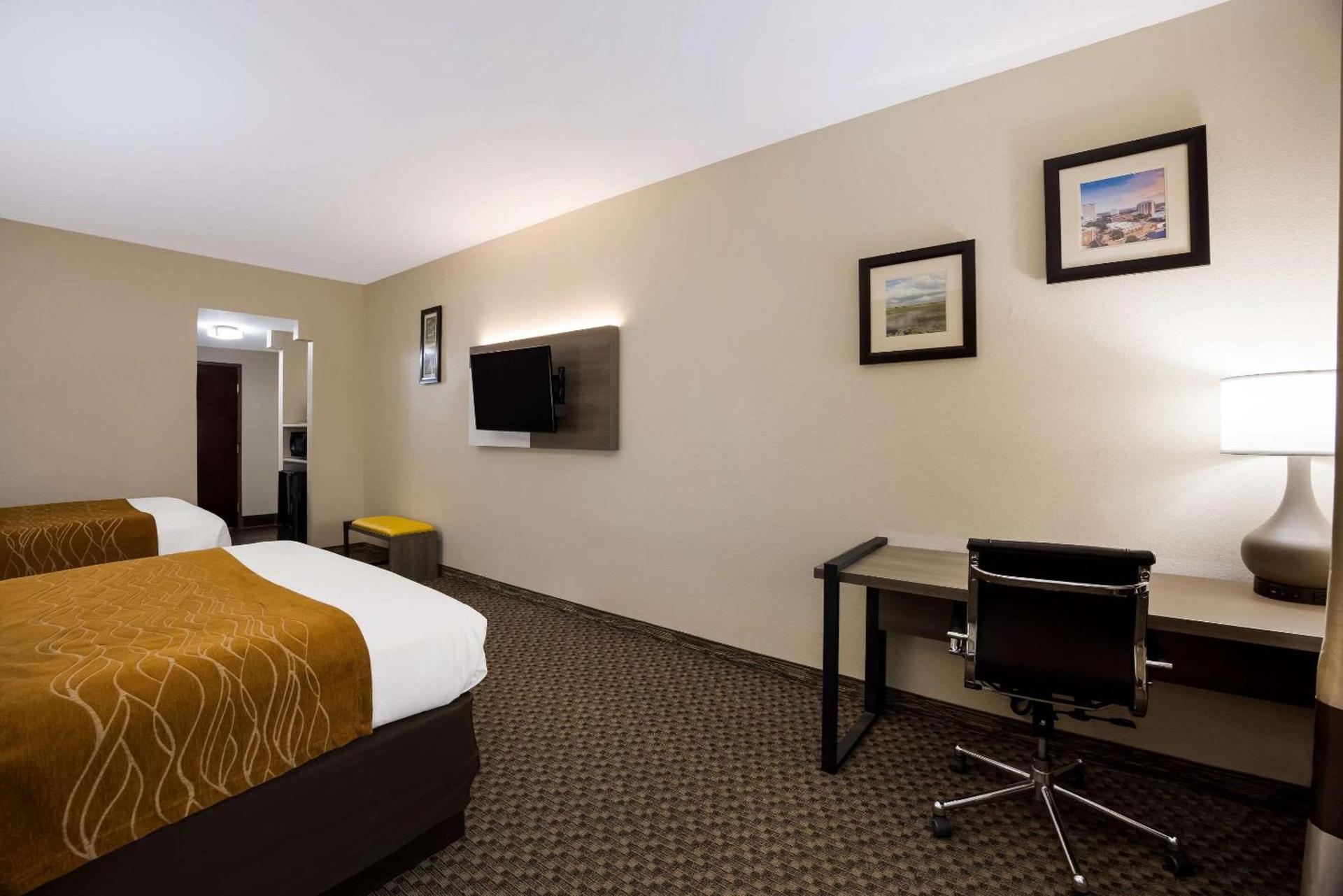 Comfort Inn & Suites Midway - Tallahassee West photo 8