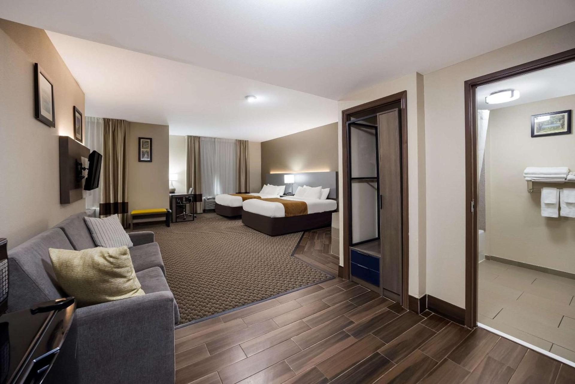 Comfort Inn & Suites Midway - Tallahassee West photo 21
