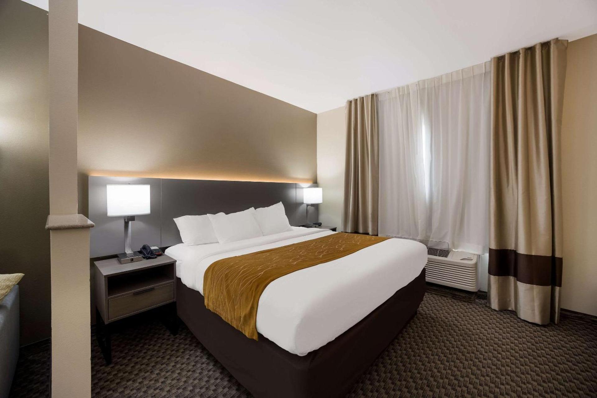 Comfort Inn & Suites Midway - Tallahassee West photo 25