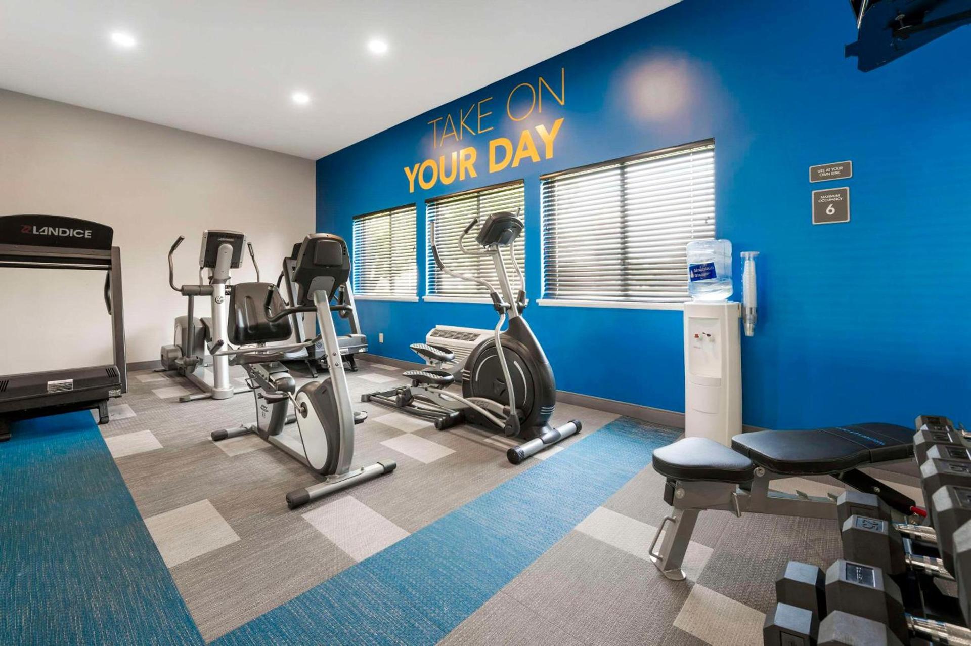Comfort Inn Edinburgh - Columbus photo 38