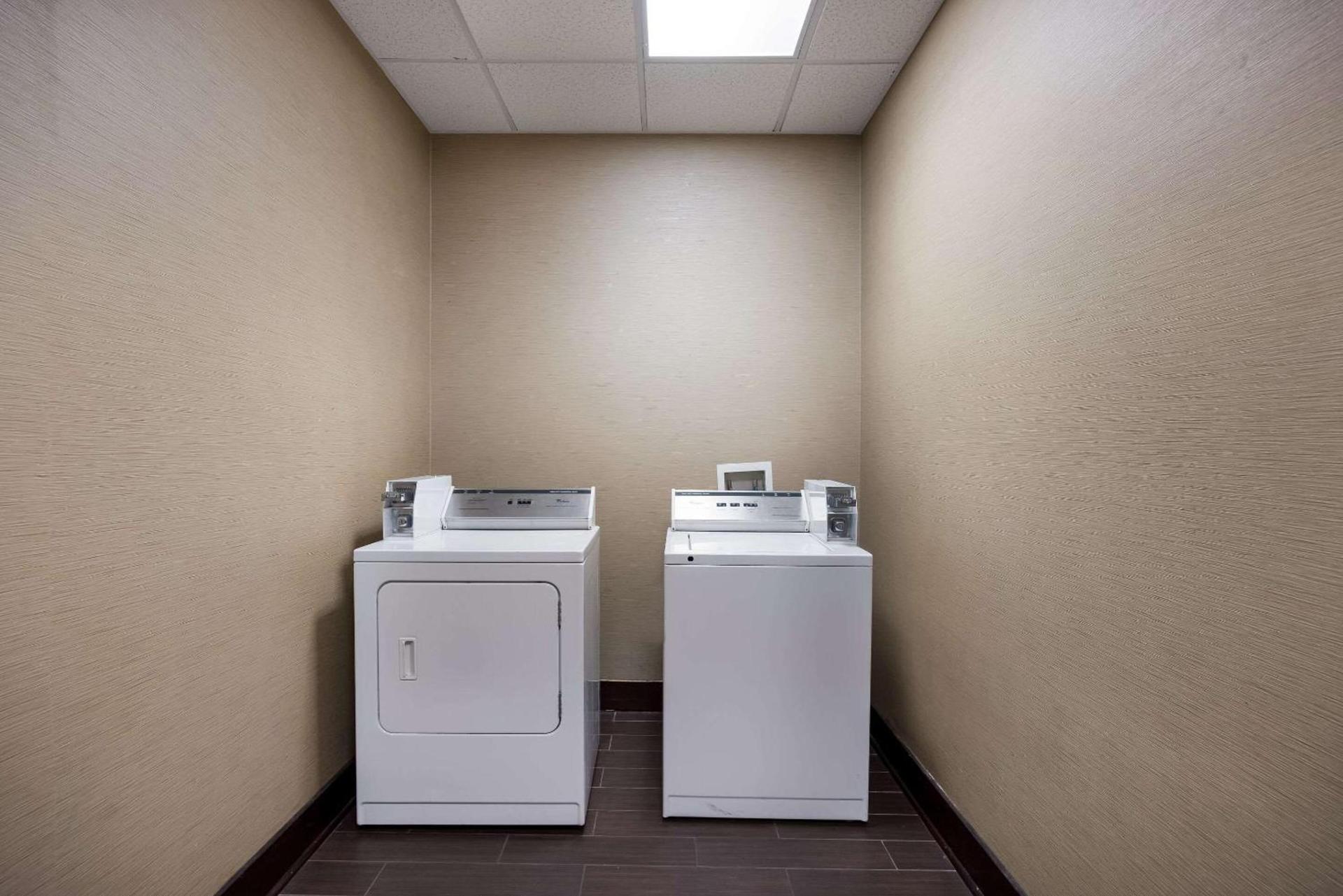 Comfort Inn & Suites Midway - Tallahassee West photo 38