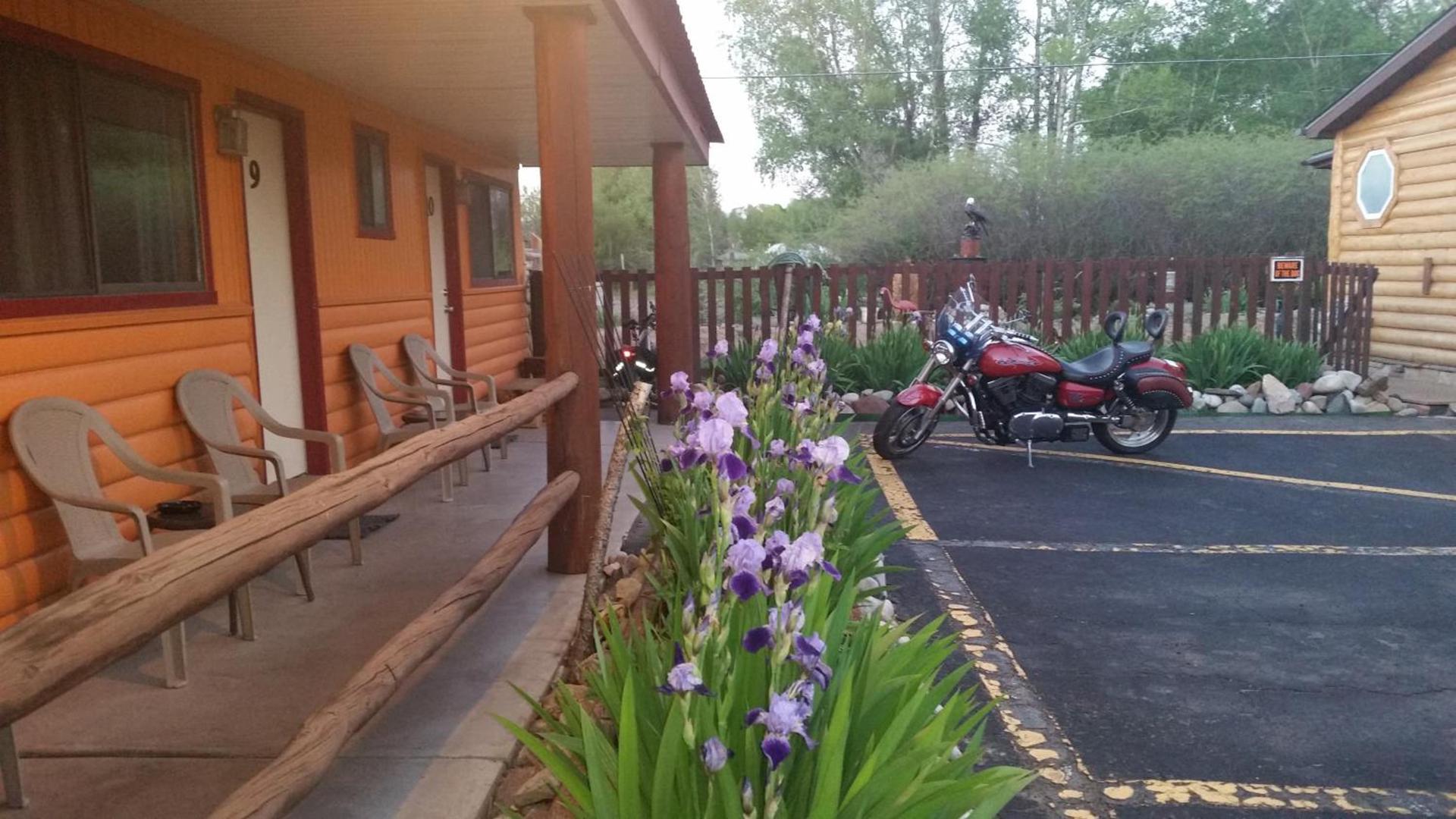 Long Holiday Motel photo 36
