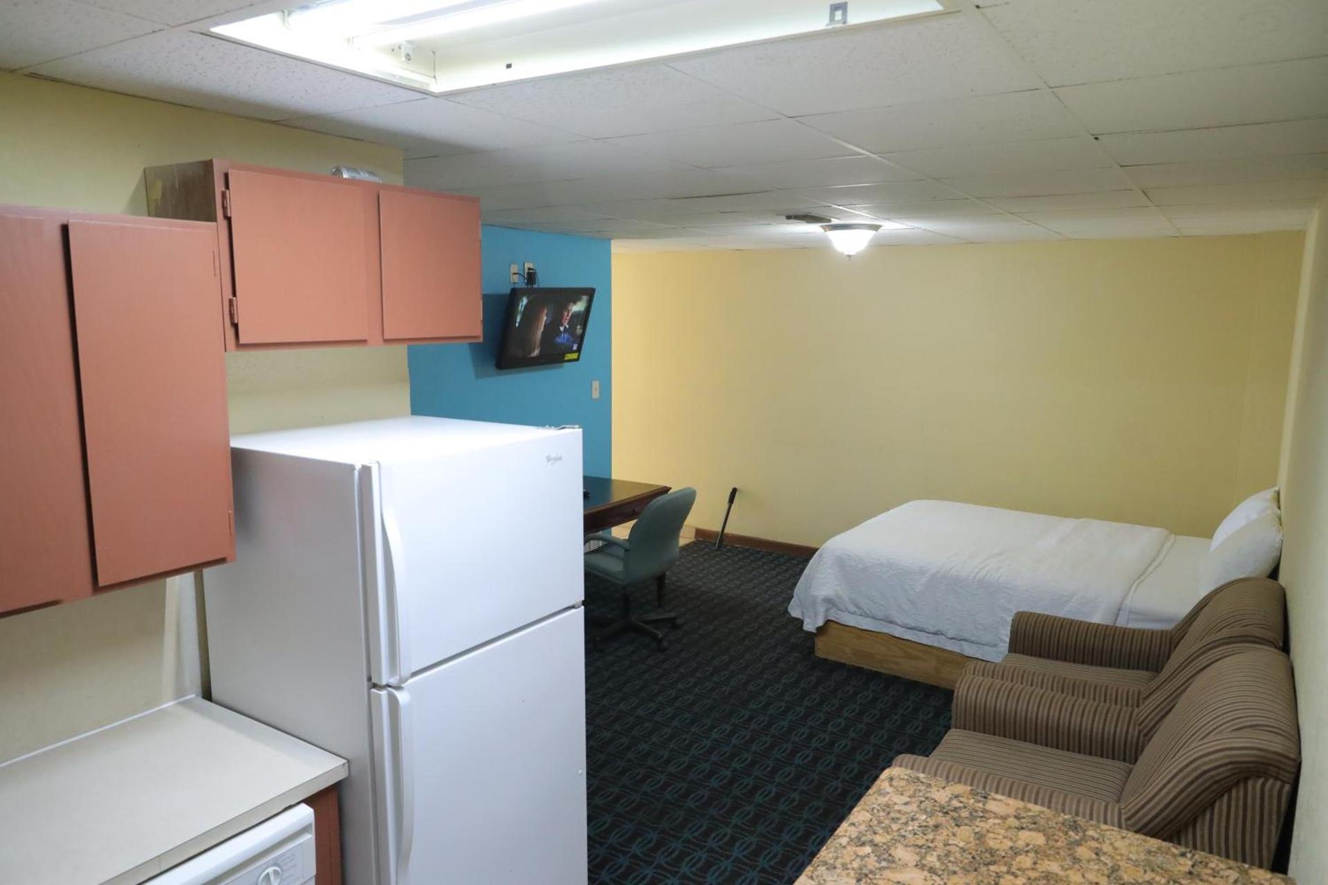 Extended Stay Motel - Snyder photo 22