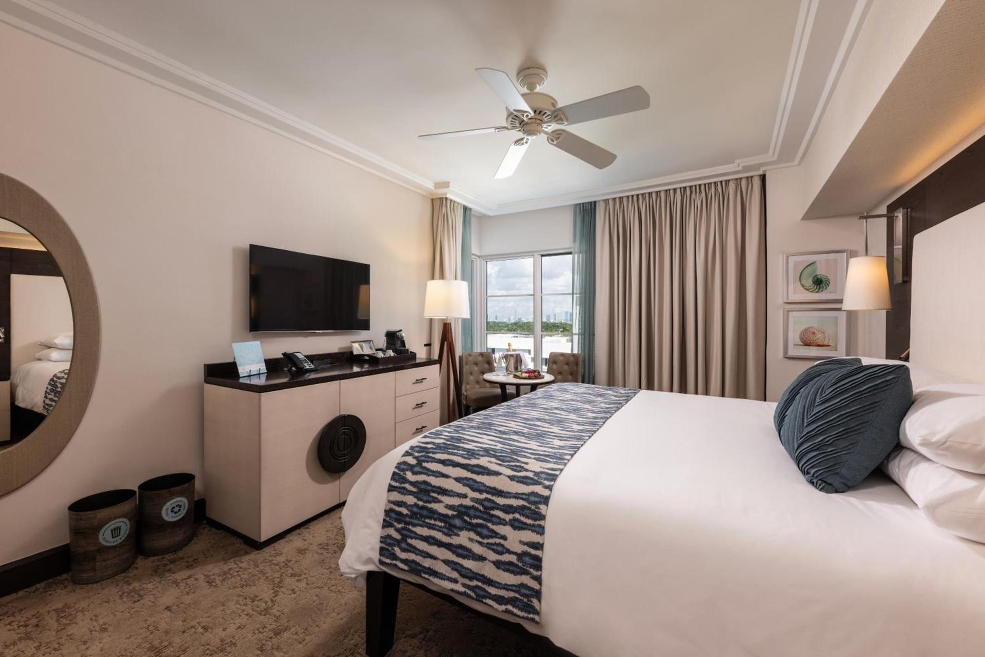 The Palms Hotel & Spa photo 40