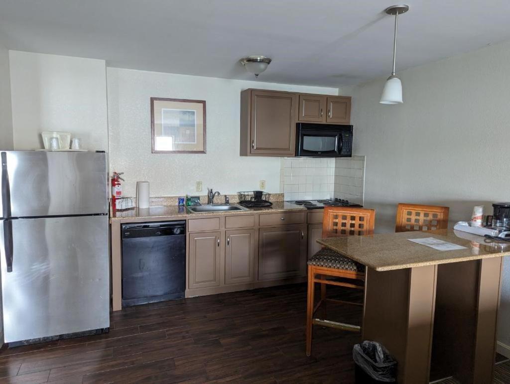 Quality Inn & Suites Northampton - Amherst photo 37