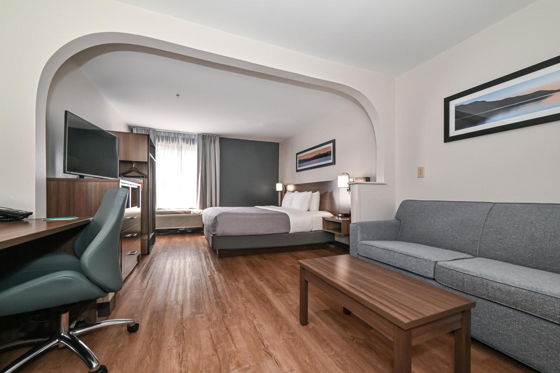 Quality Inn & Suites Matthews - Charlotte photo 5