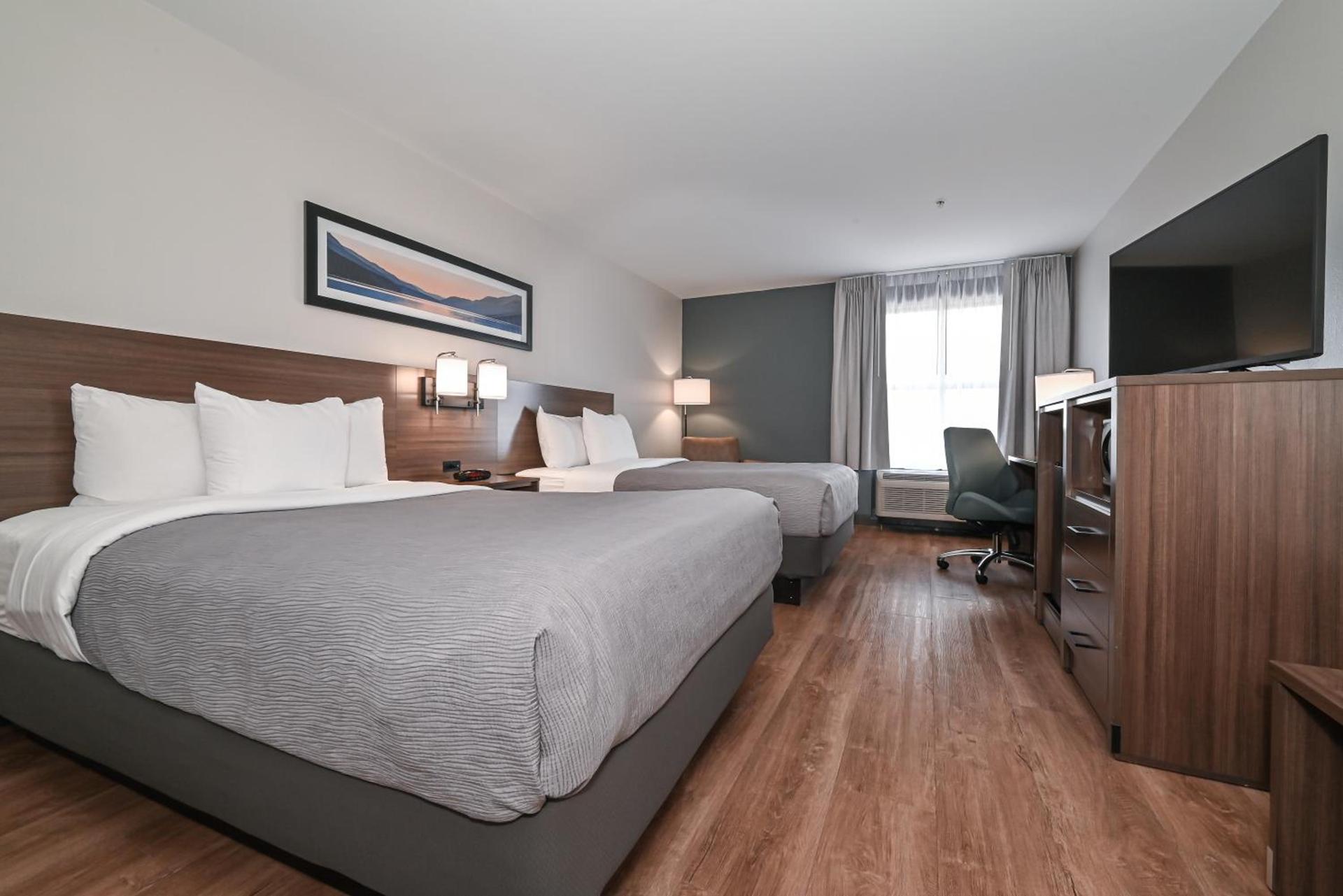 Quality Inn & Suites Matthews - Charlotte photo 58