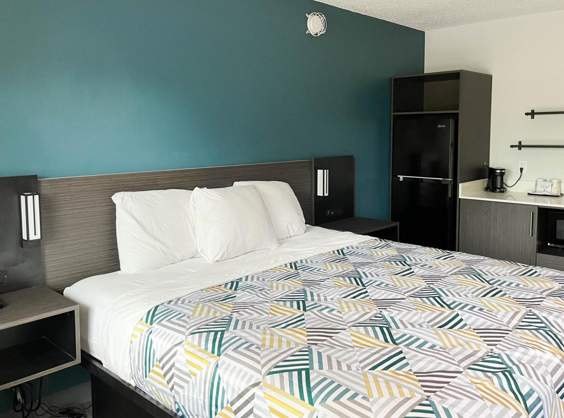 Studio 6 Suites - Lafayette, IN photo 7