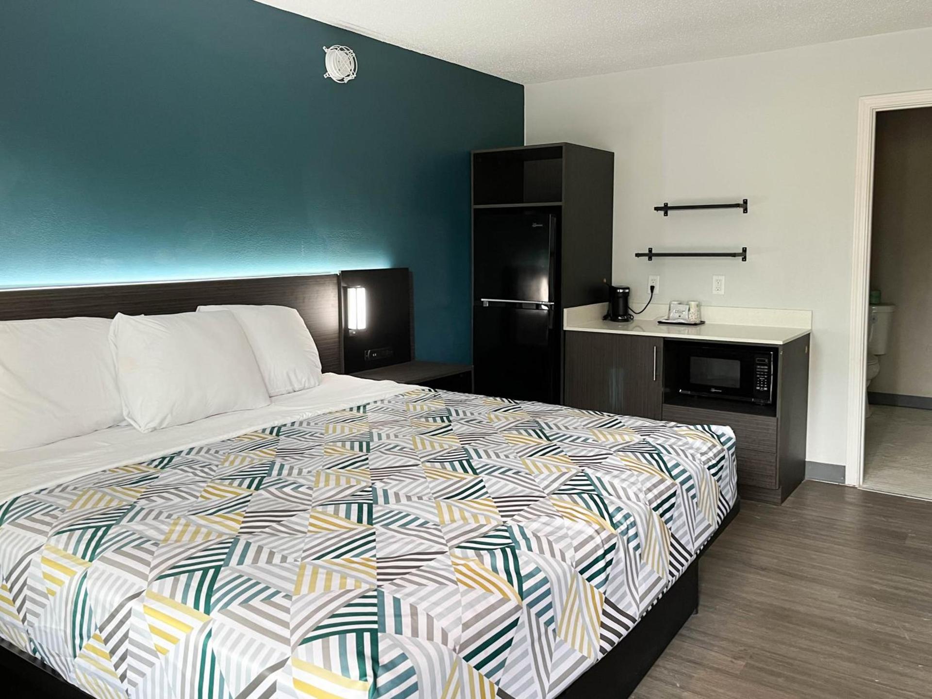 Studio 6 Suites - Lafayette, IN photo 10
