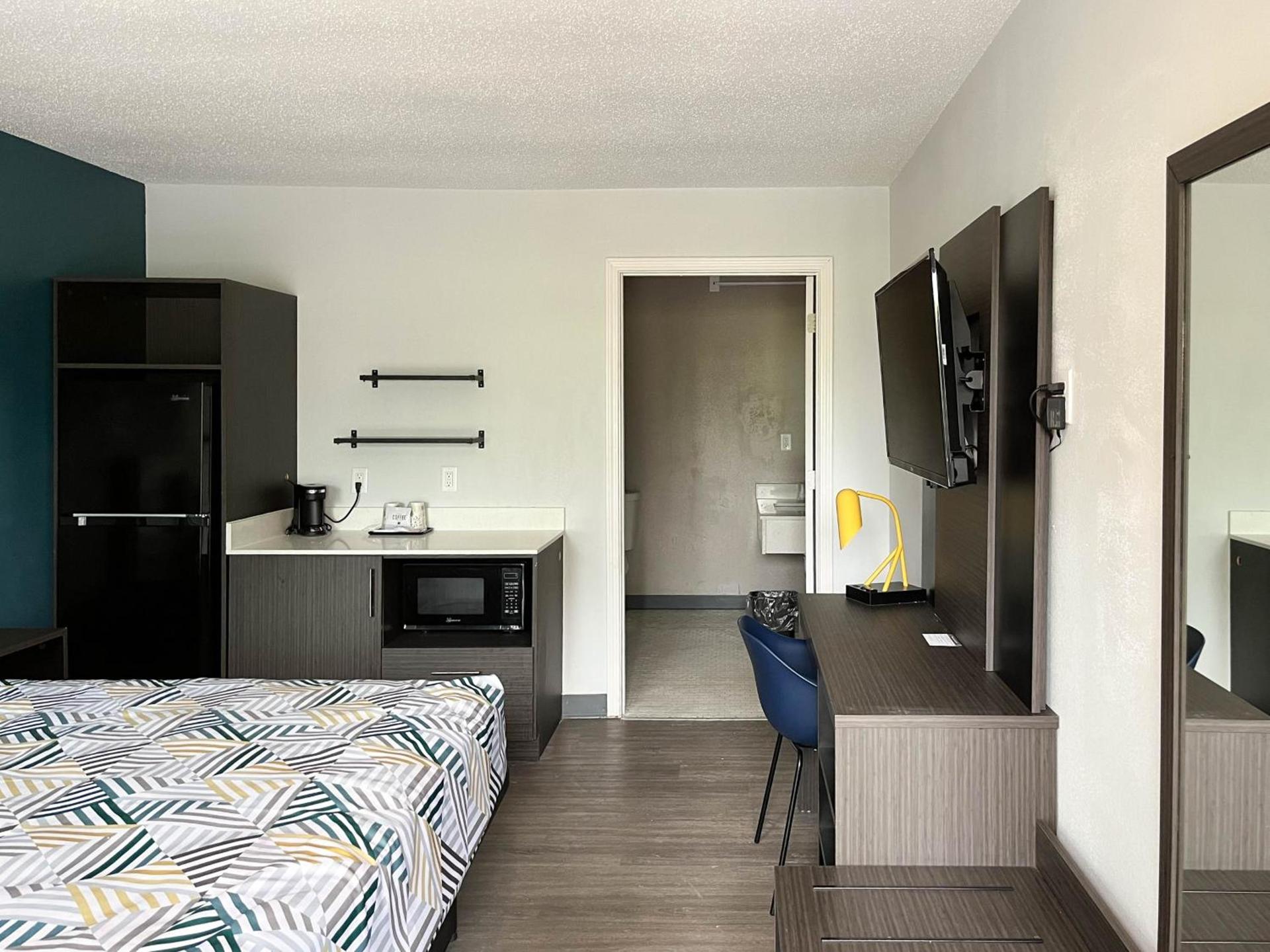 Studio 6 Suites - Lafayette, IN photo 15