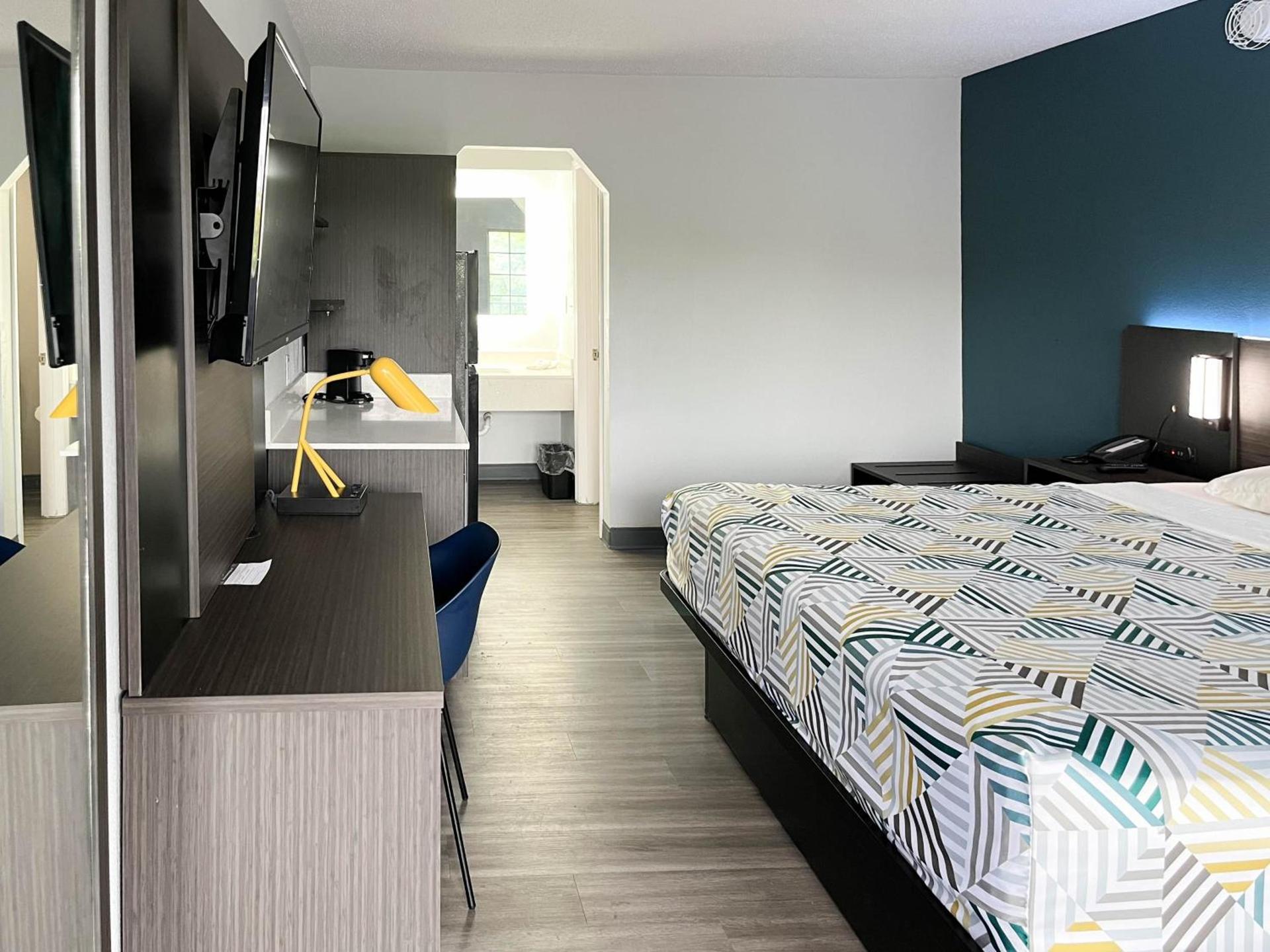 Studio 6 Suites - Lafayette, IN photo 14