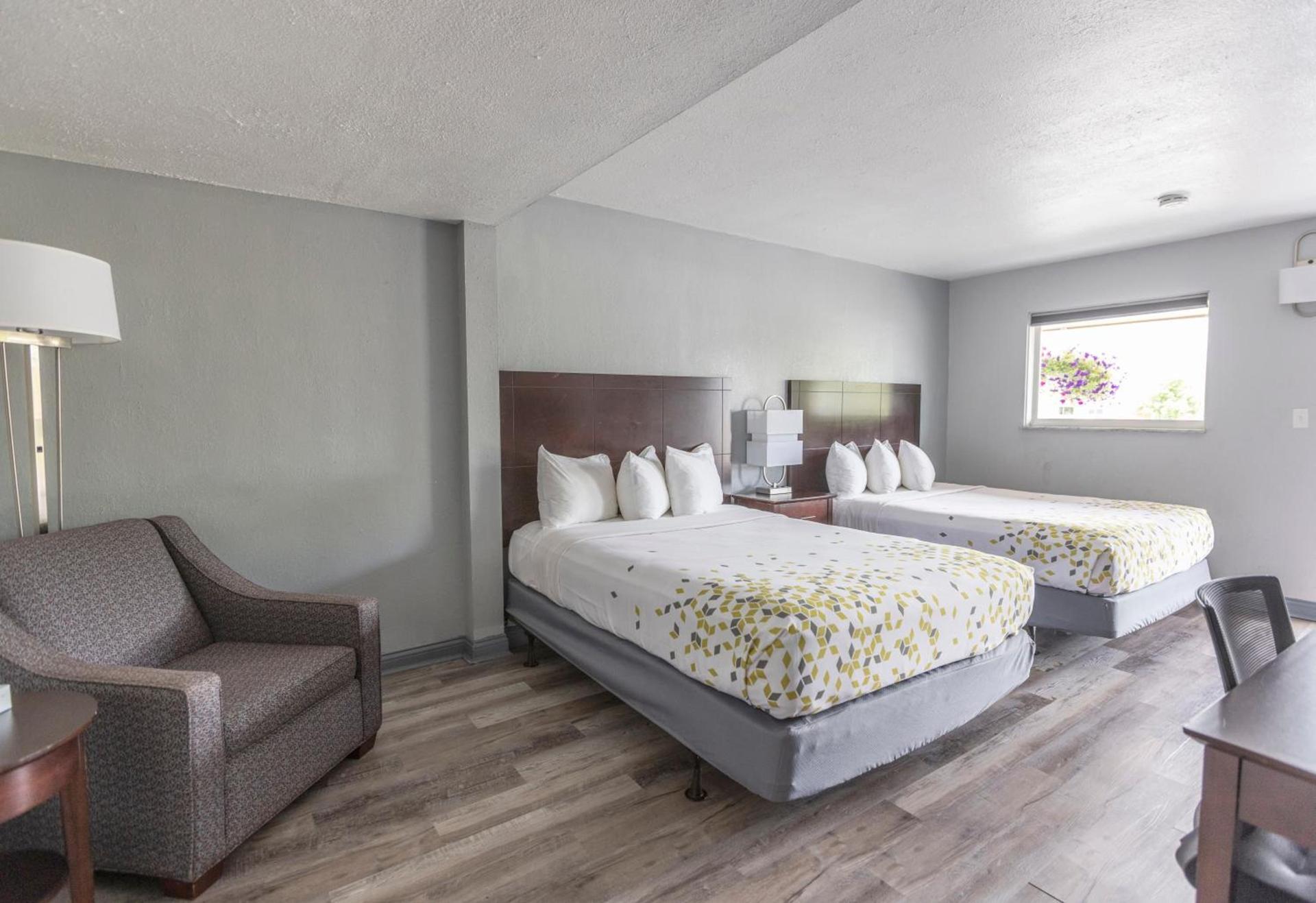 Butler Inn photo 45