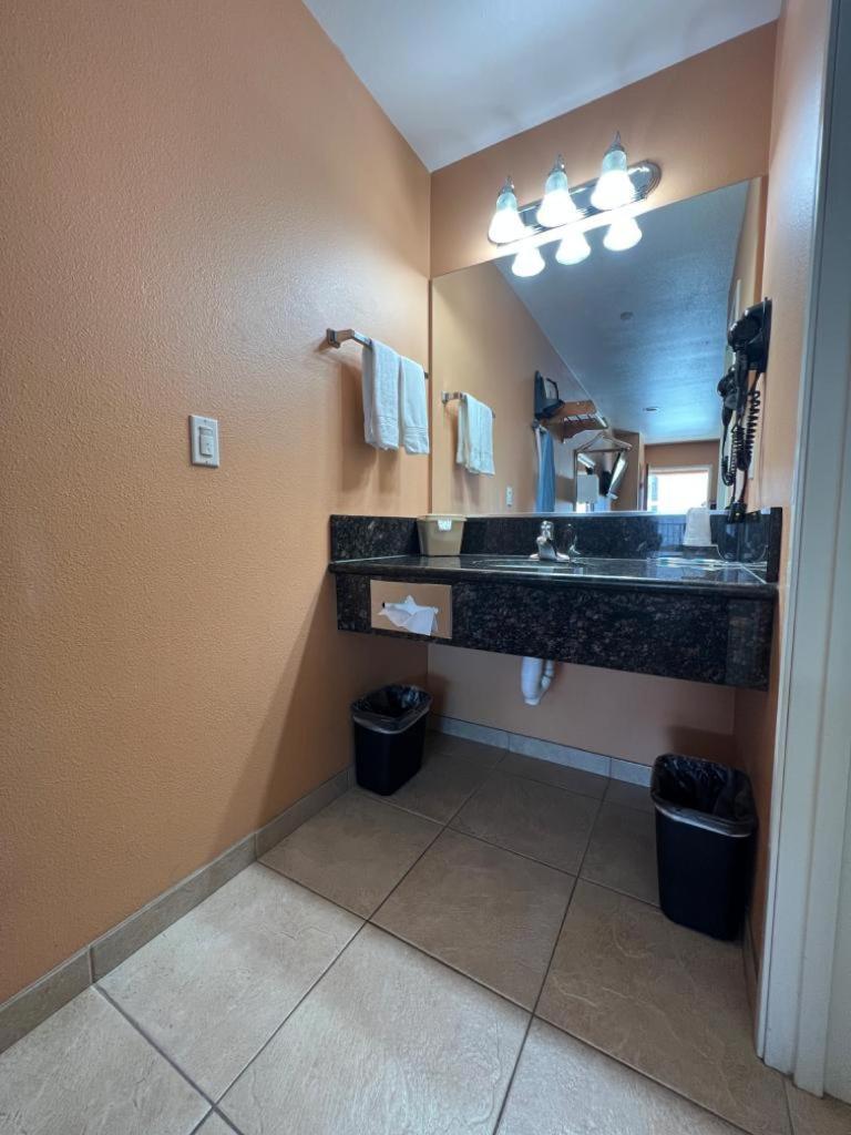 Rancho California Inn Temecula photo 25