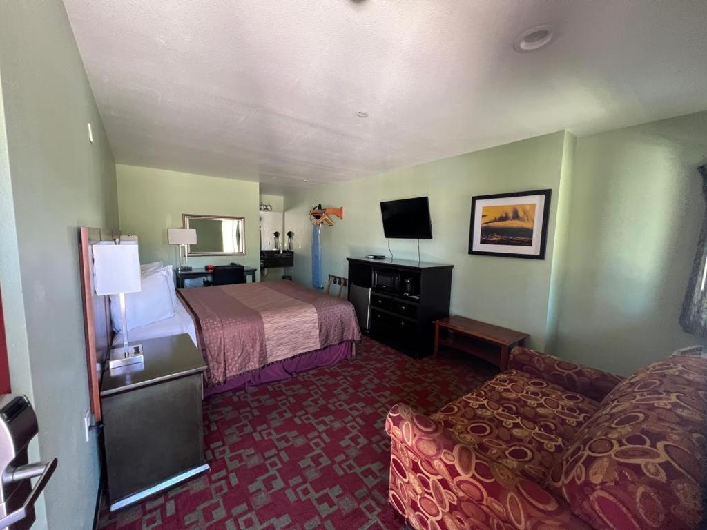 Rancho California Inn Temecula photo 20
