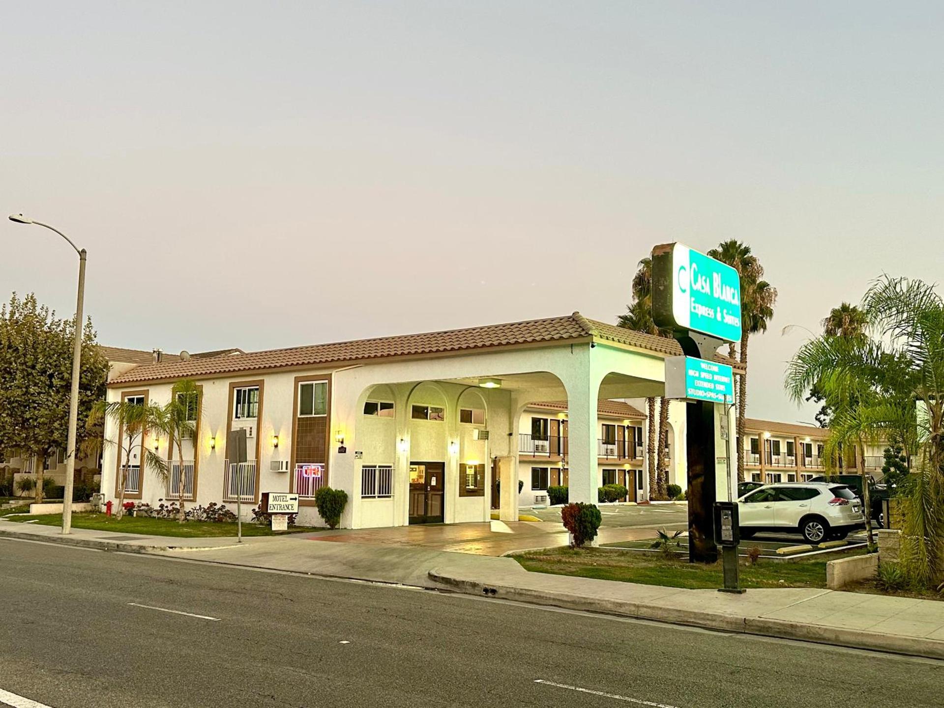 Casa Blanca Hotel - Cypress, Buena Park — hotel in Cypress