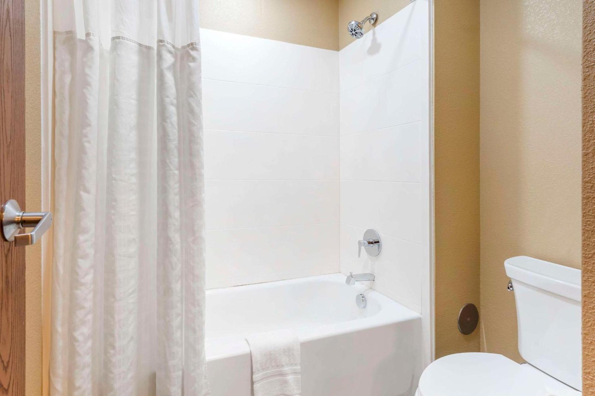 Comfort Inn North-Polaris photo 14