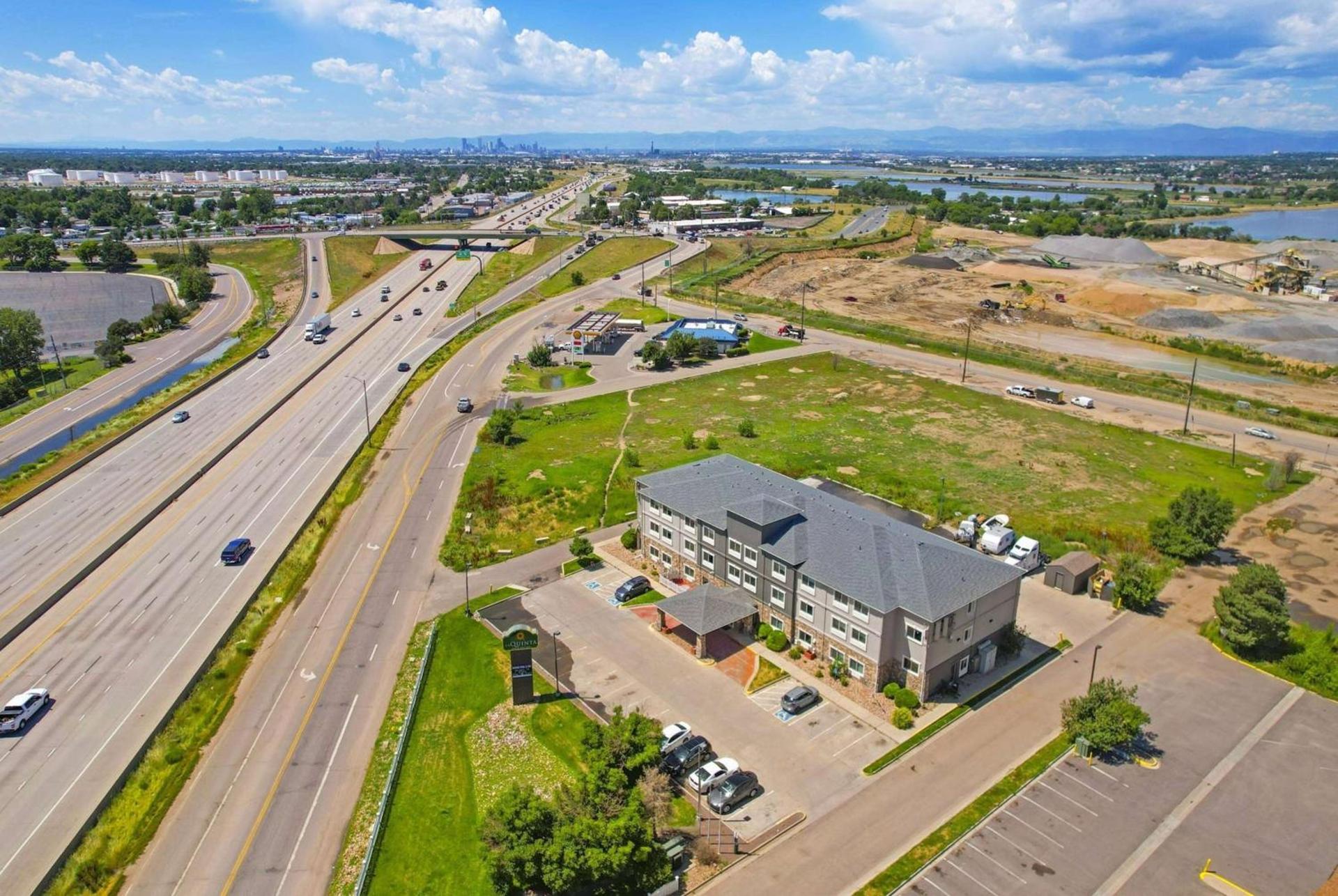 Baymont by Wyndham Henderson-Northeast Denver photo 10