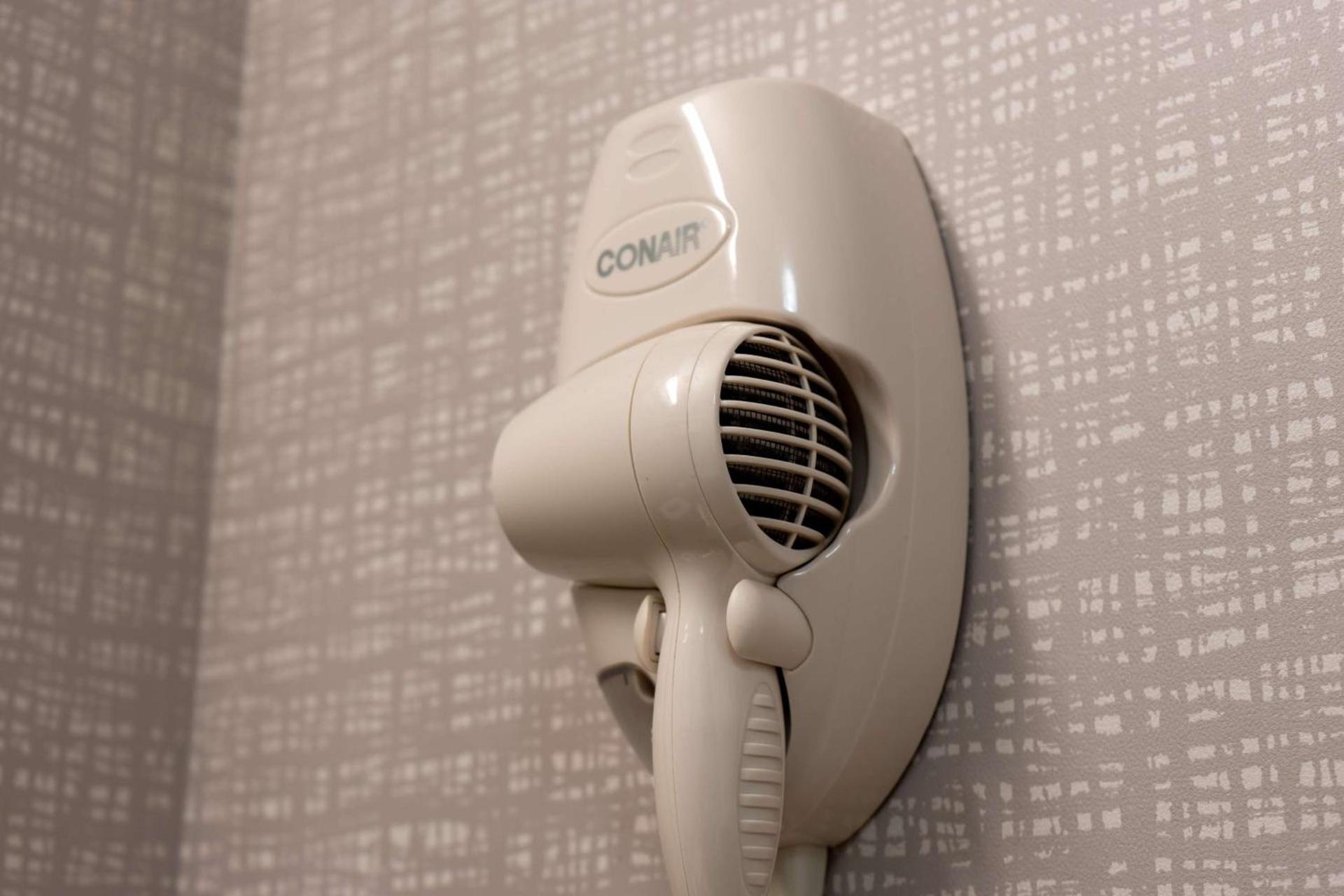 Hampton Inn Elkhorn Lake Geneva Area photo 27