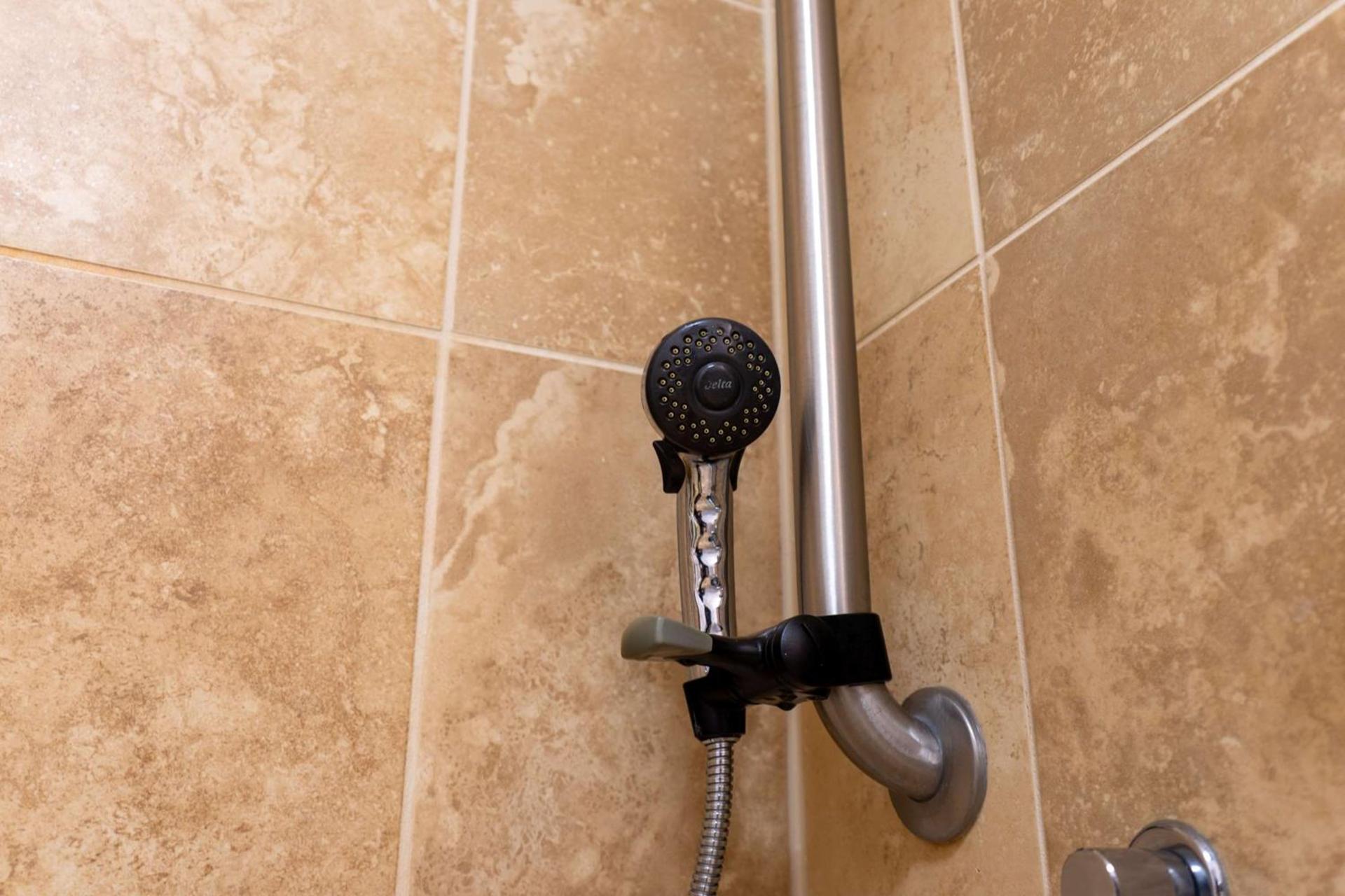 Hampton Inn Elkhorn Lake Geneva Area photo 33