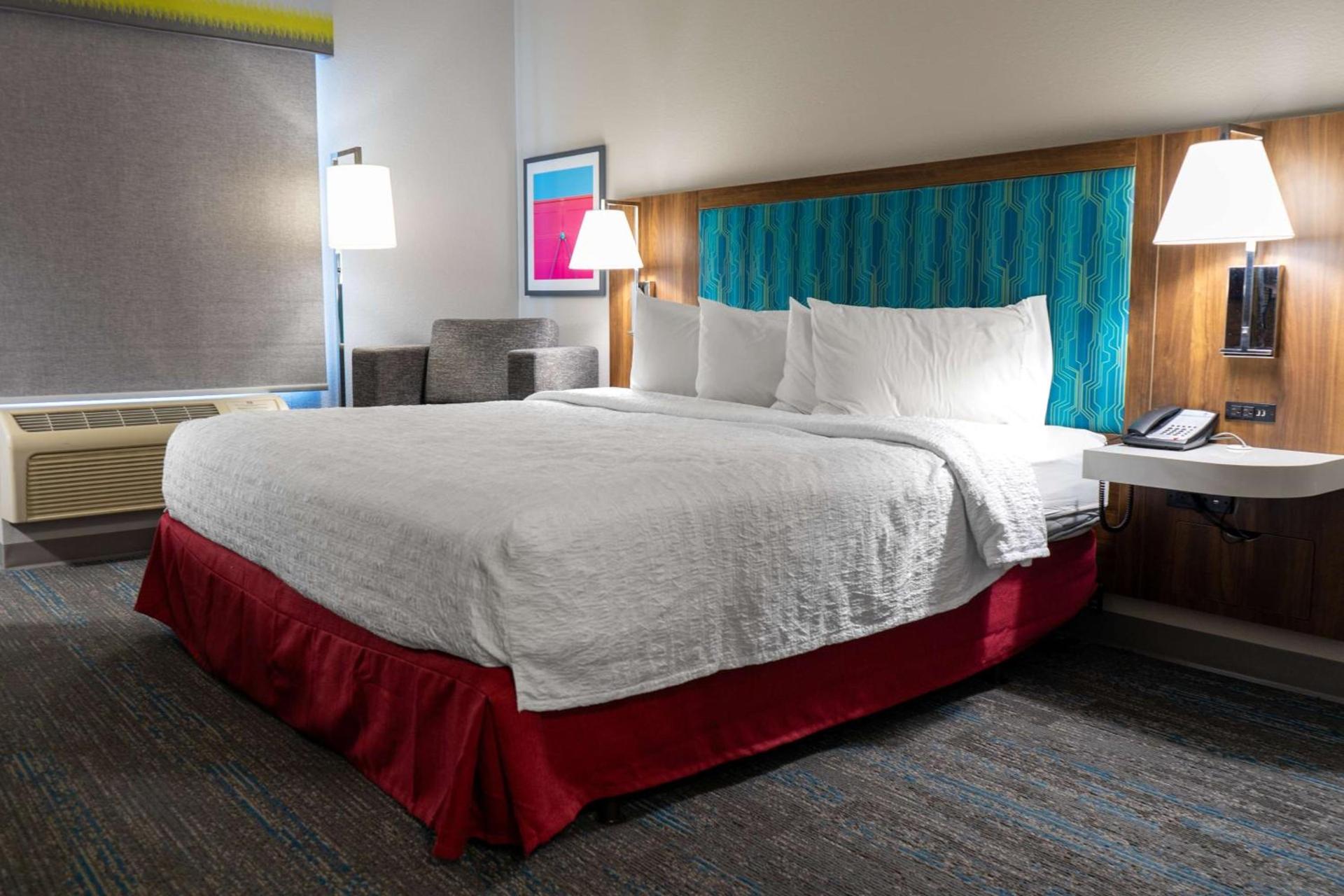 Hampton Inn Elkhorn Lake Geneva Area photo 37