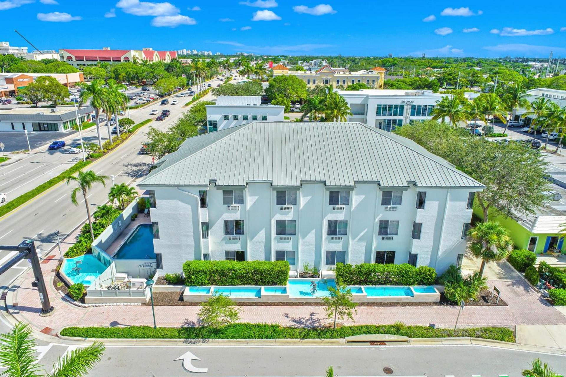 Naples Park Central Hotel photo 3