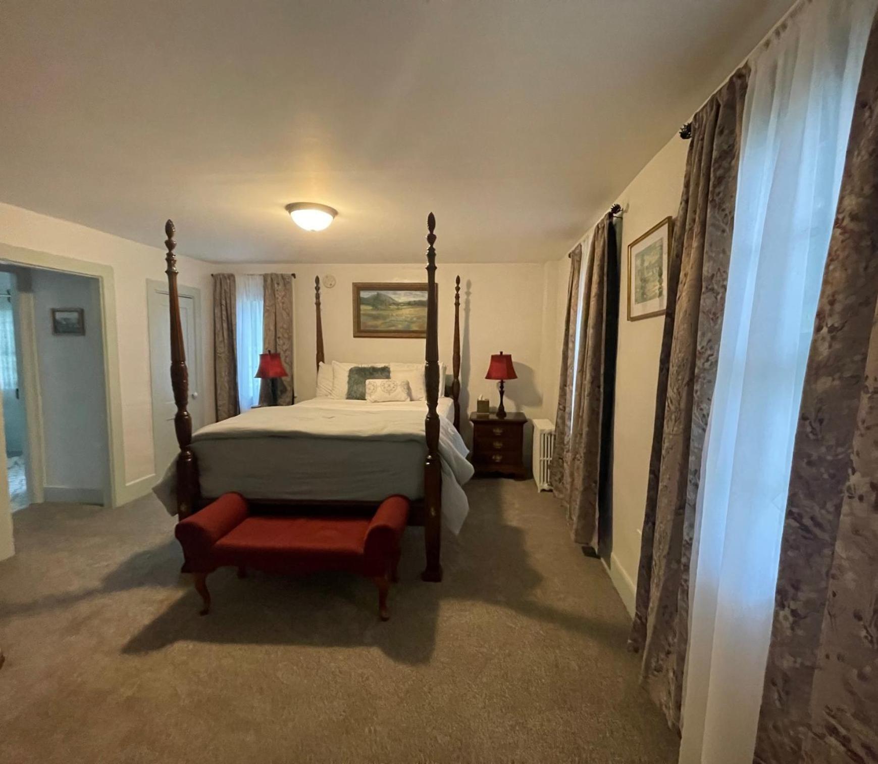 Arlington Inn & Spa photo 11