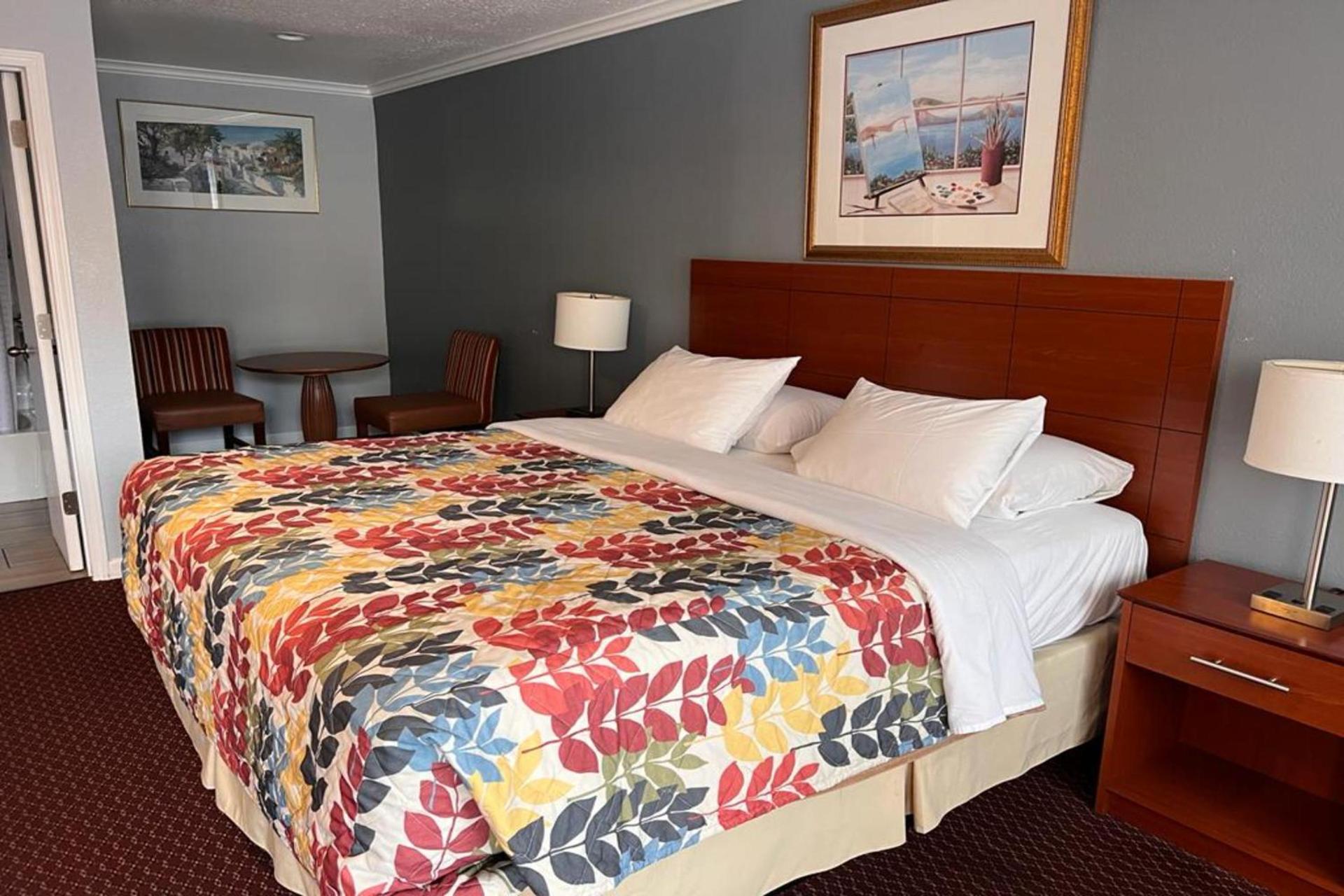 Islander Motel Santa Cruz CA photo 12