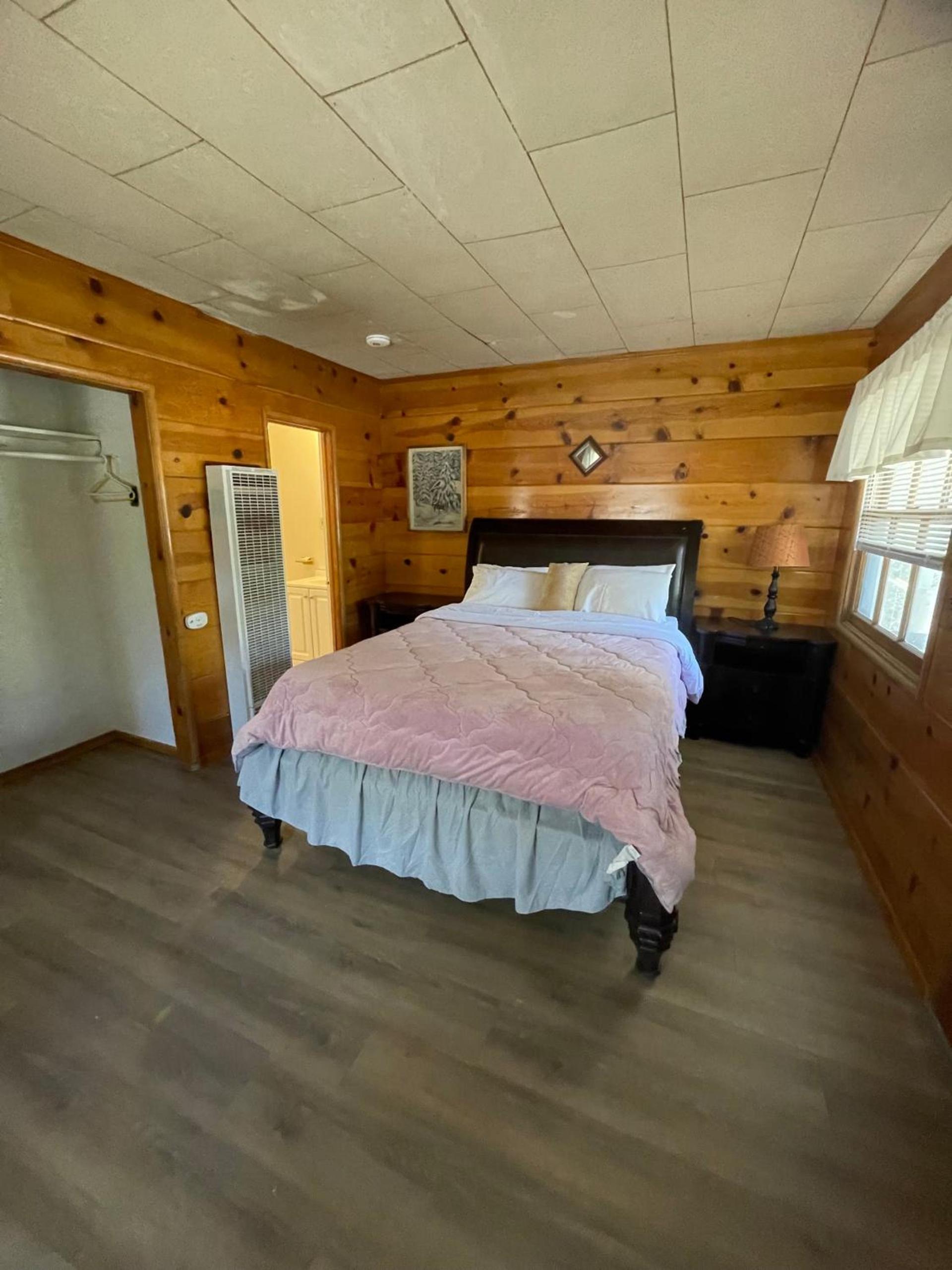 Mountain View Cabins photo 38