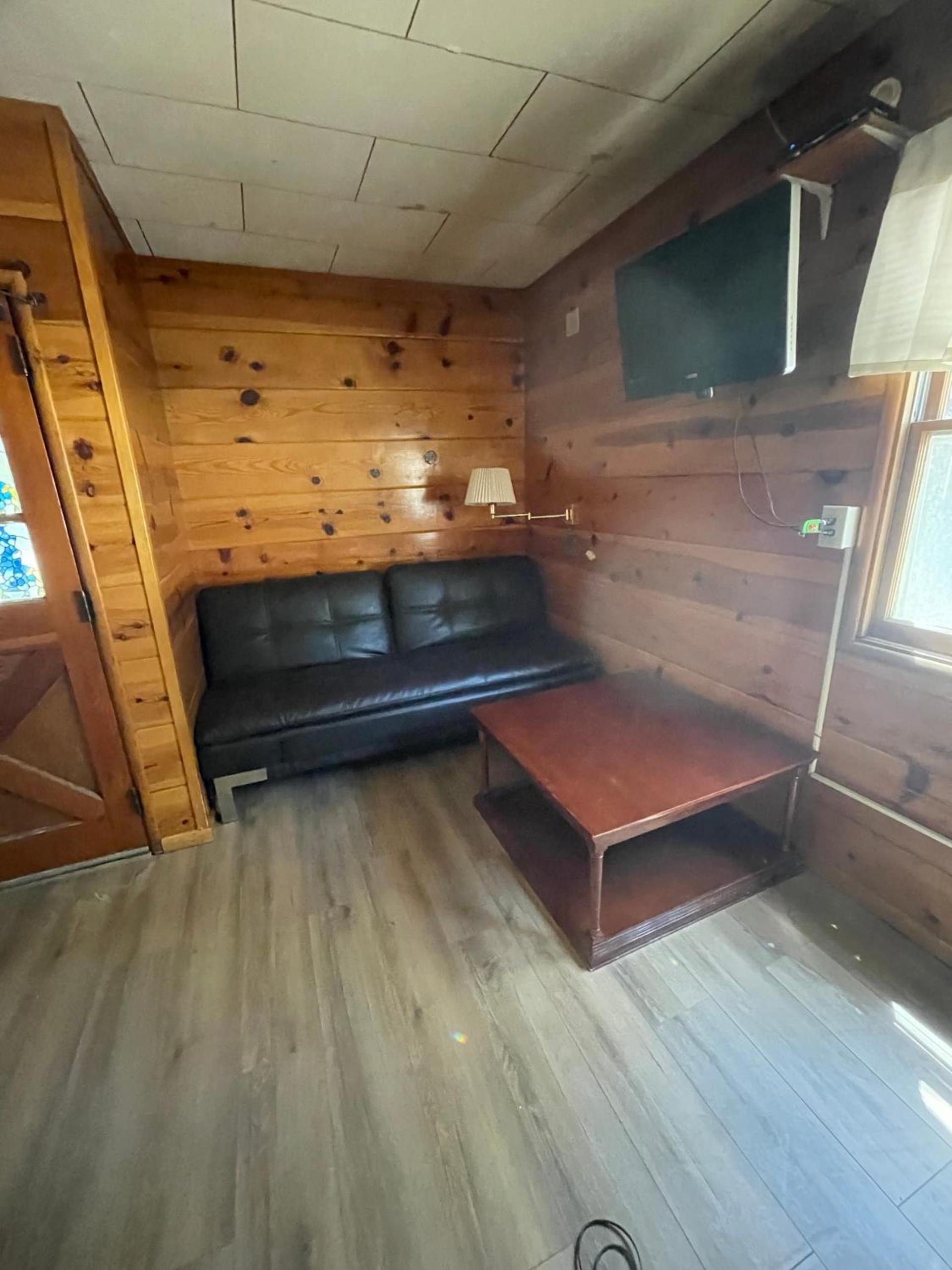 Mountain View Cabins photo 36
