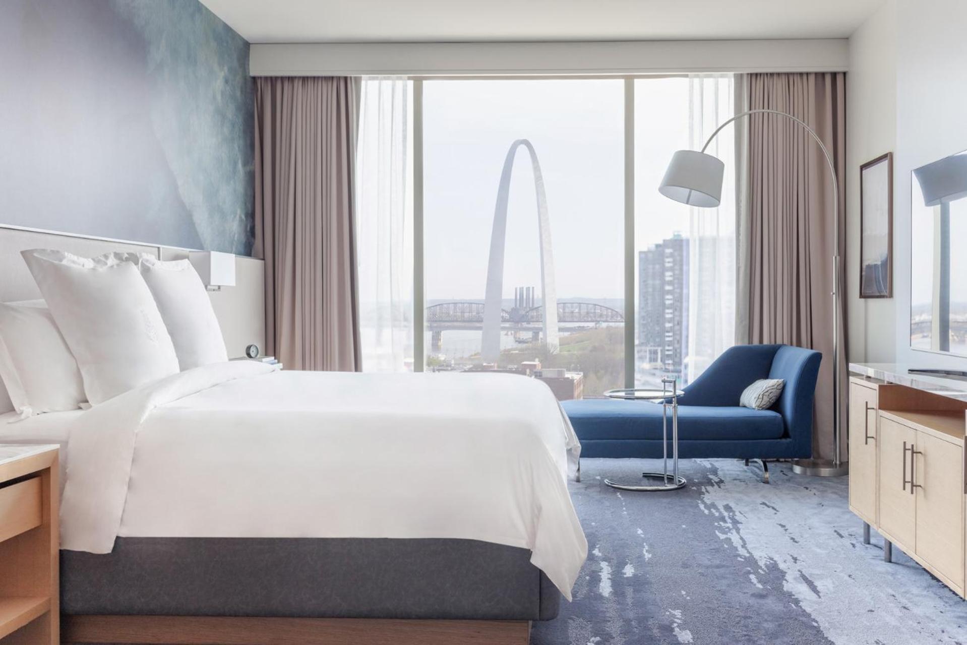 Four Seasons St. Louis photo 30