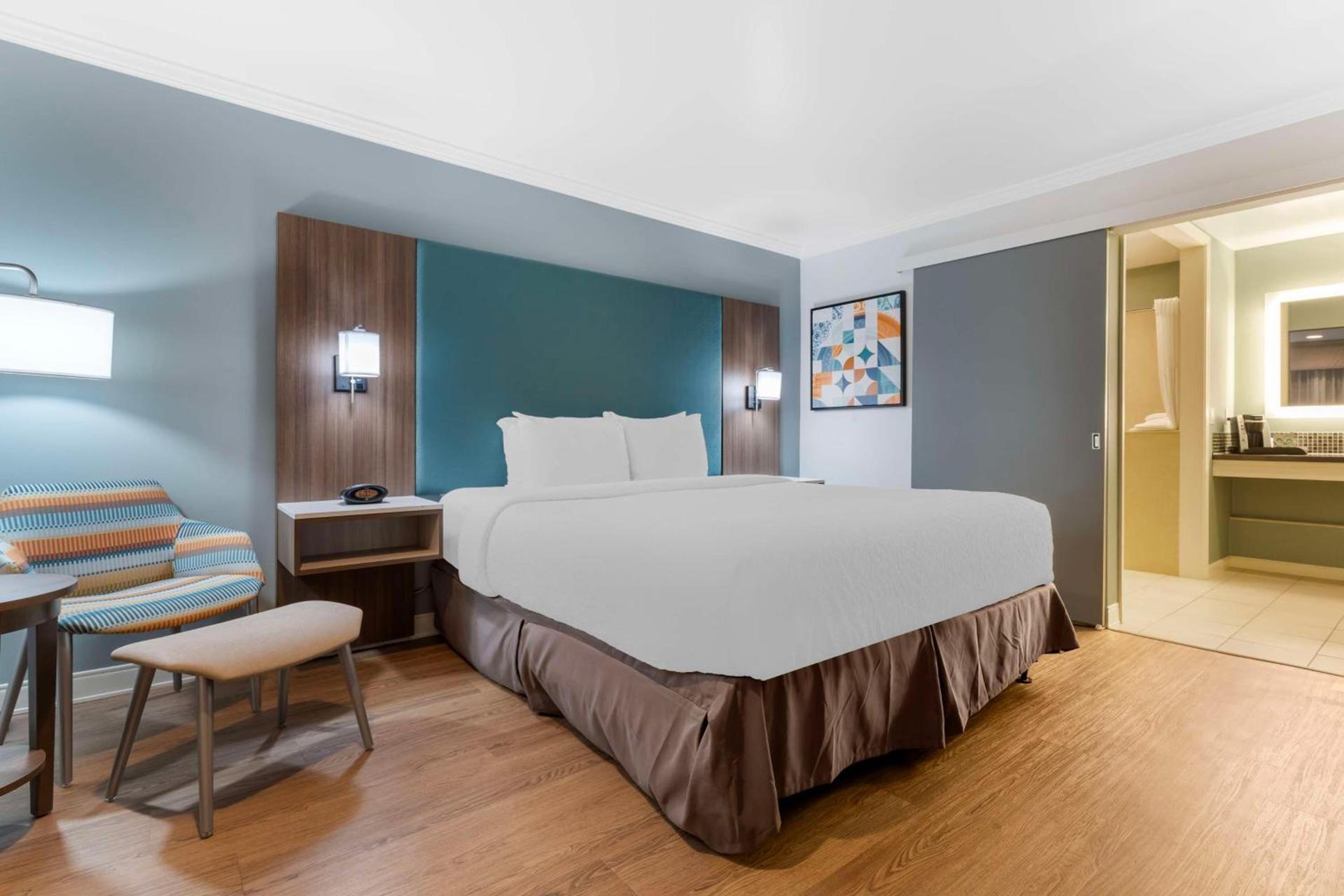 Best Western Plus Riviera photo 36
