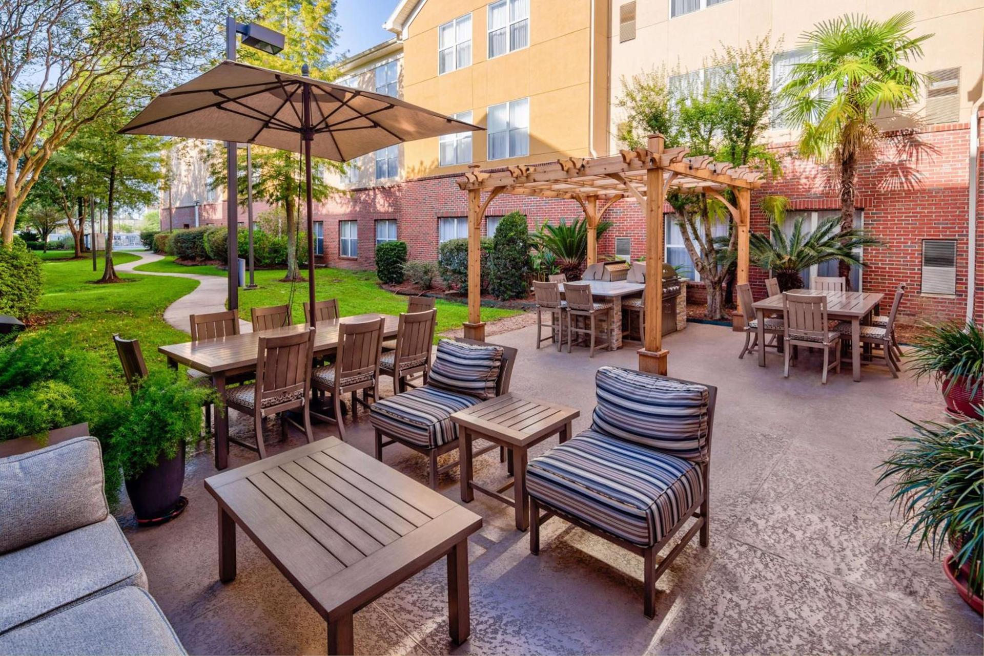 Homewood Suites by Hilton Baton Rouge photo 2