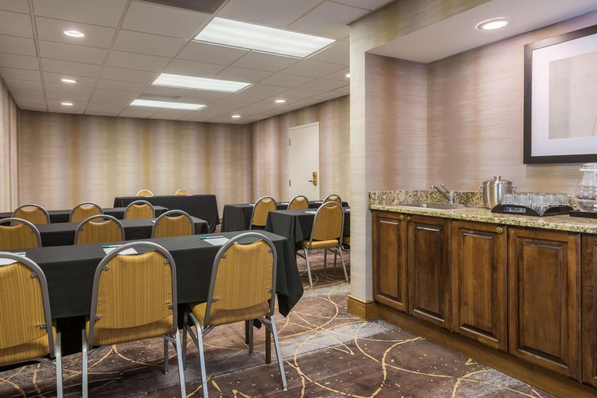 Homewood Suites by Hilton Baton Rouge photo 20