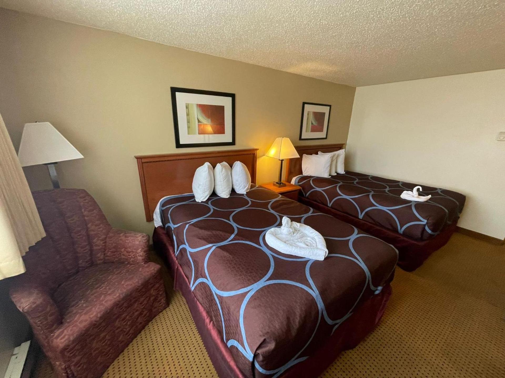 Super 8 by Wyndham Williston ND photo 30