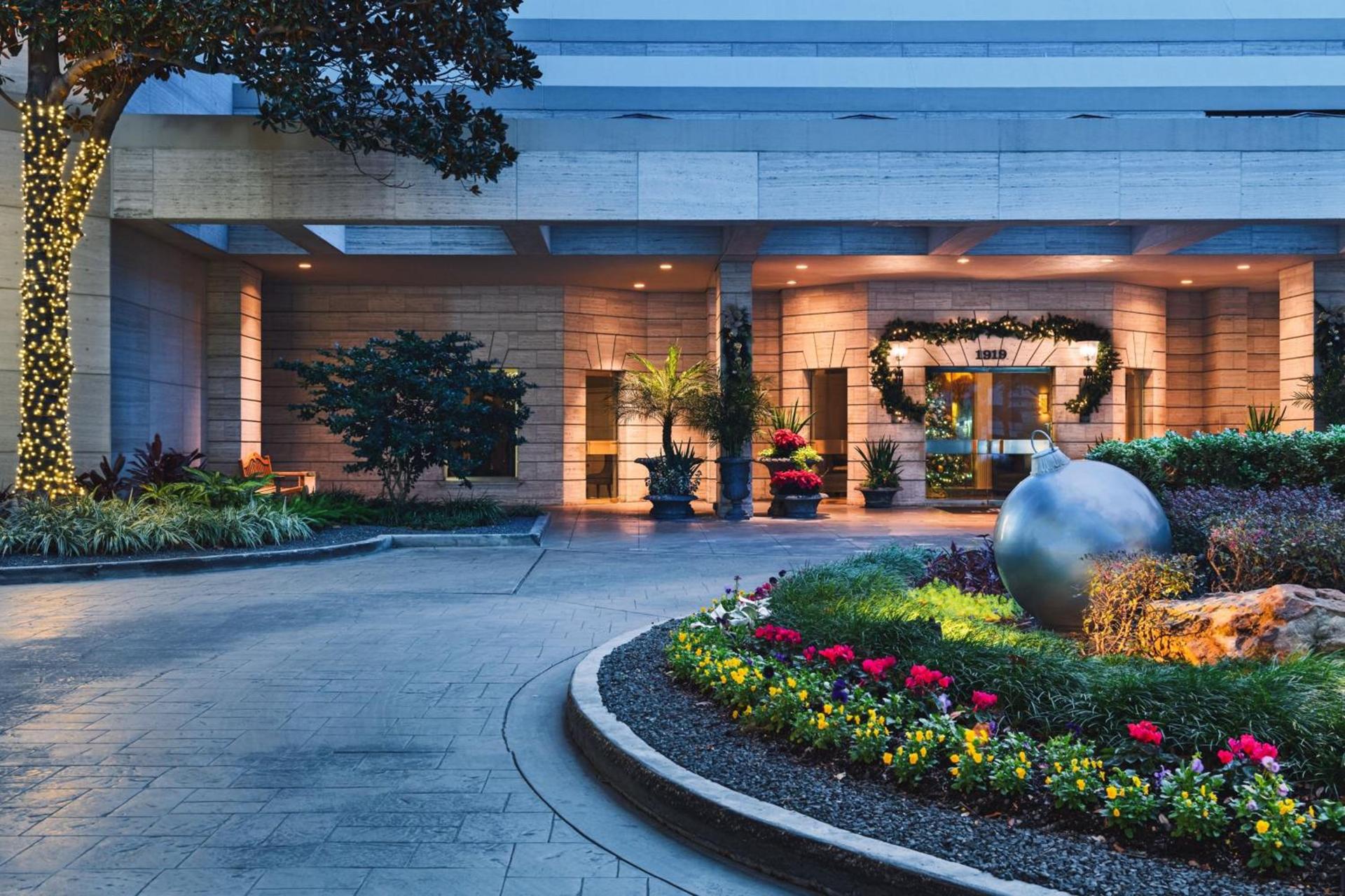 Houston Grand Hotel - River Oaks photo 4