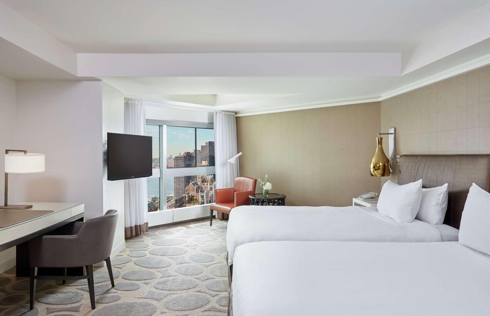 Millennium Hilton New York One UN Plaza photo 43
