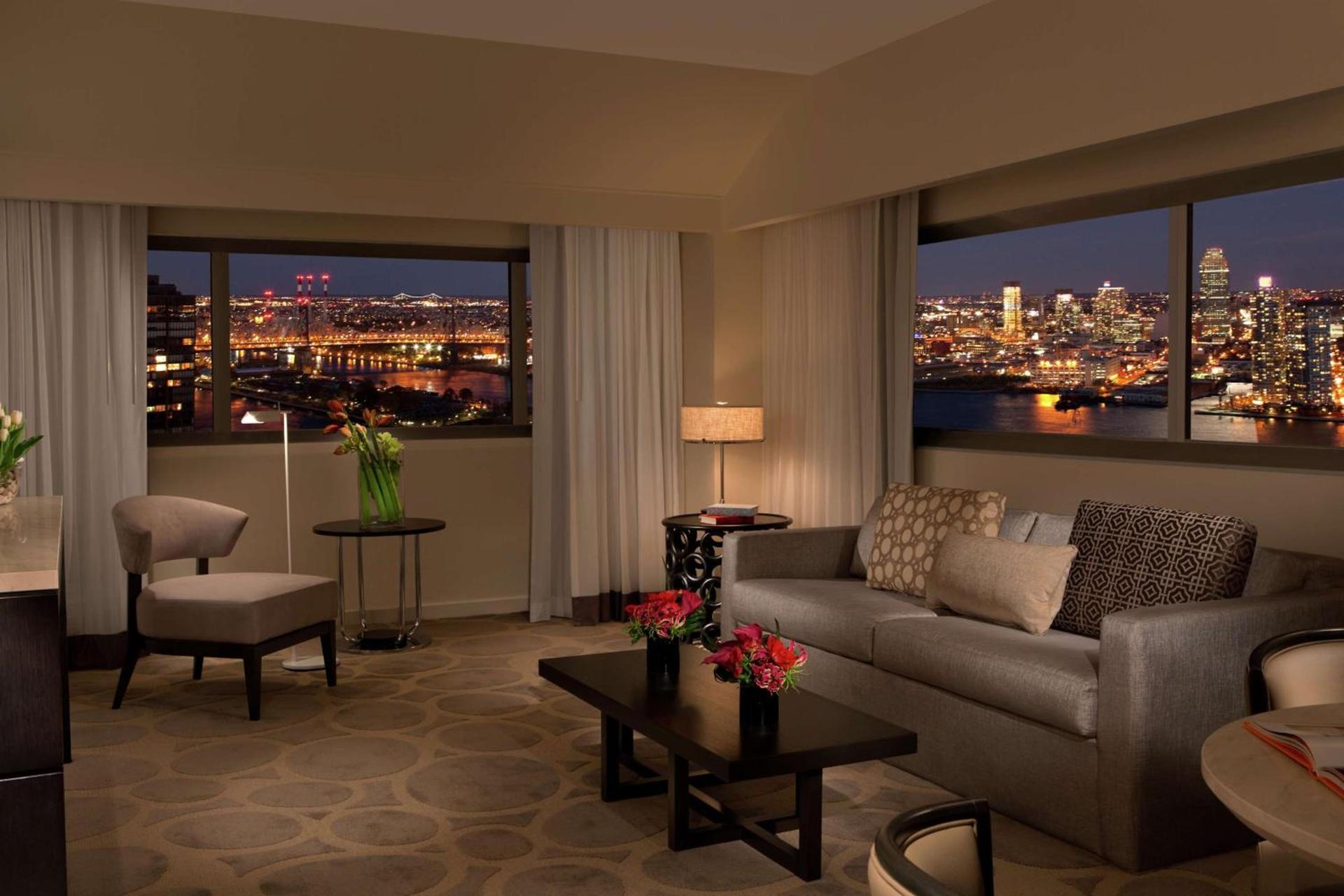 Millennium Hilton New York One UN Plaza photo 60