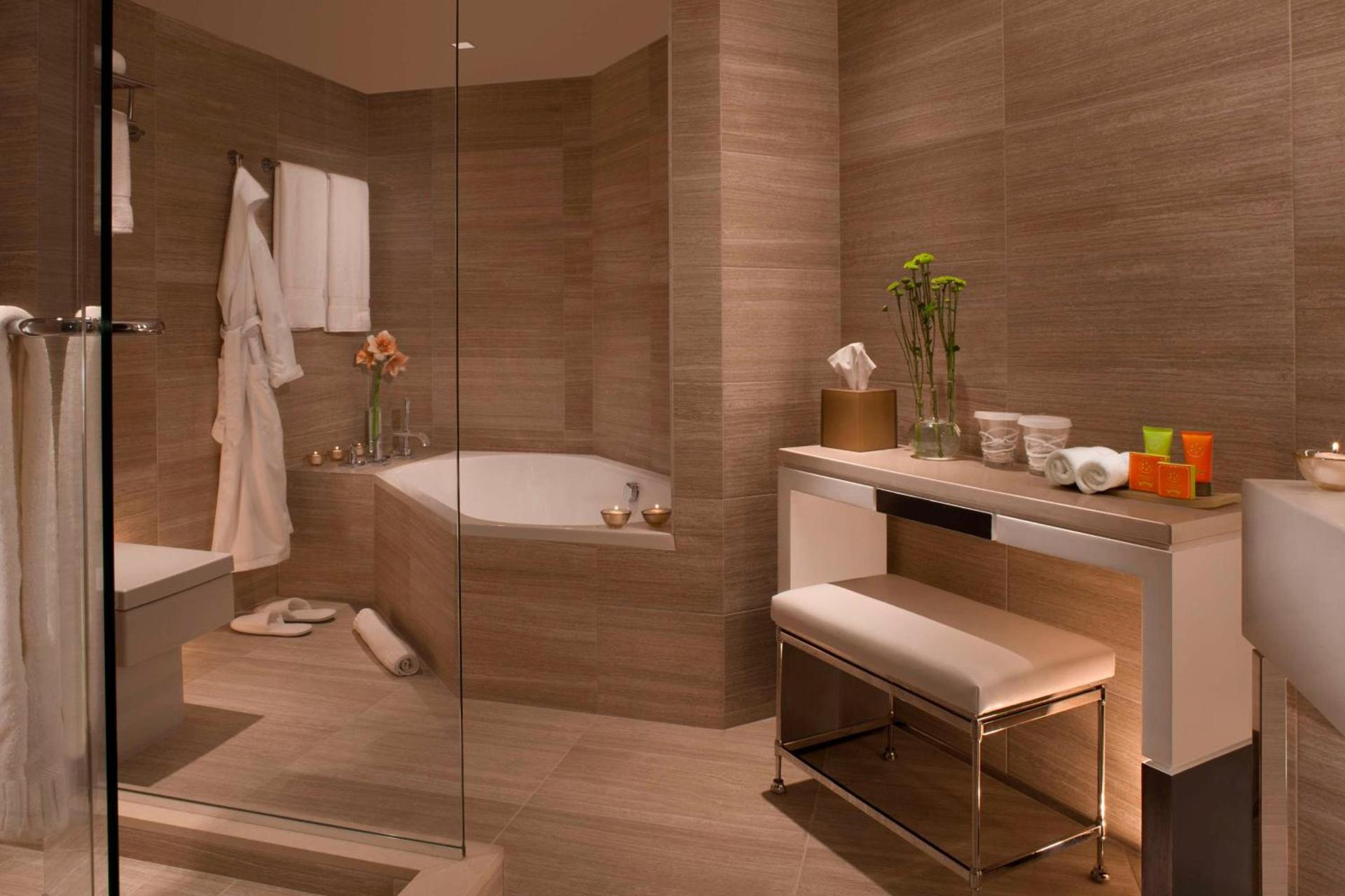 Millennium Hilton New York One UN Plaza photo 84