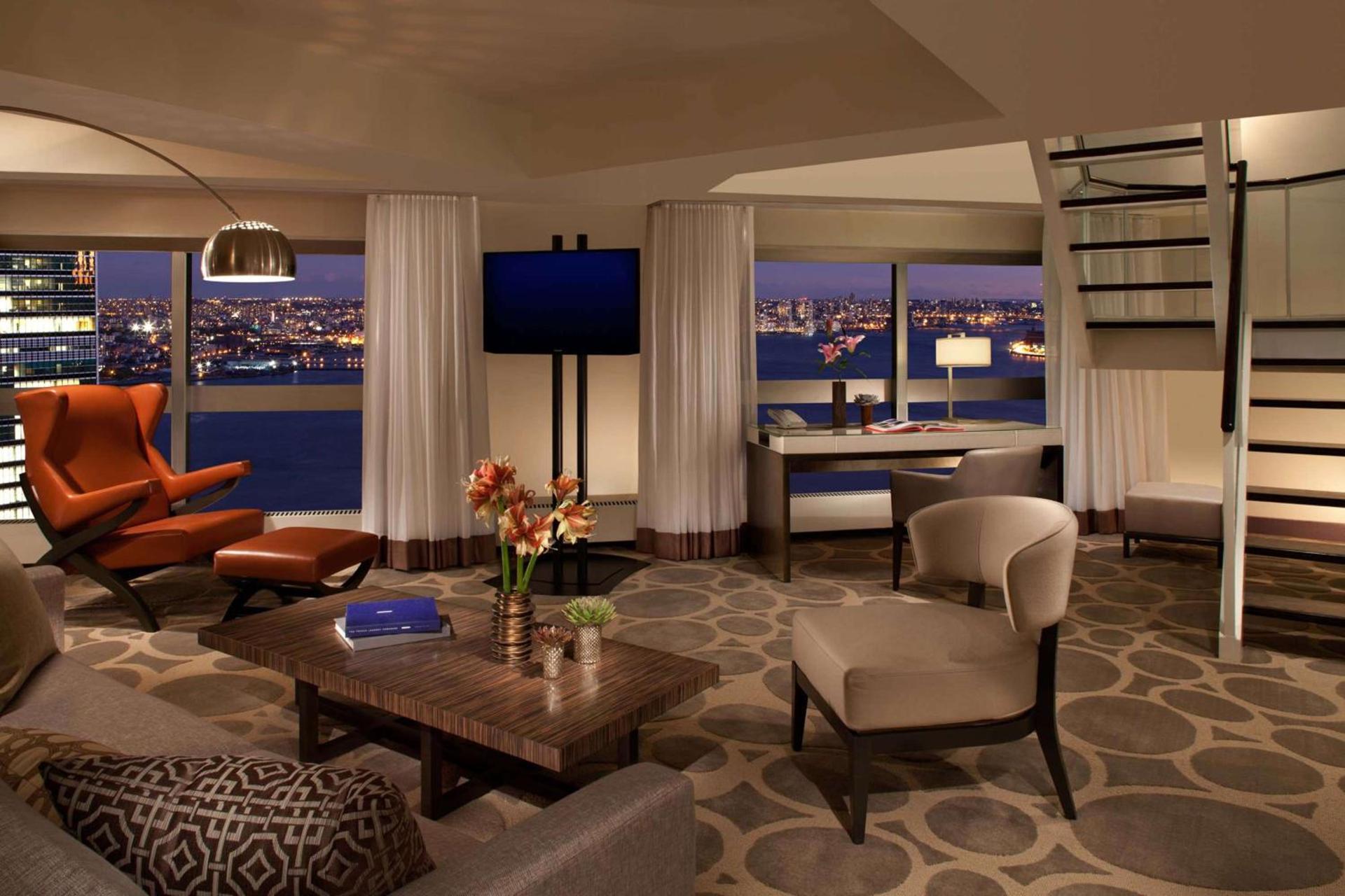 Millennium Hilton New York One UN Plaza photo 88