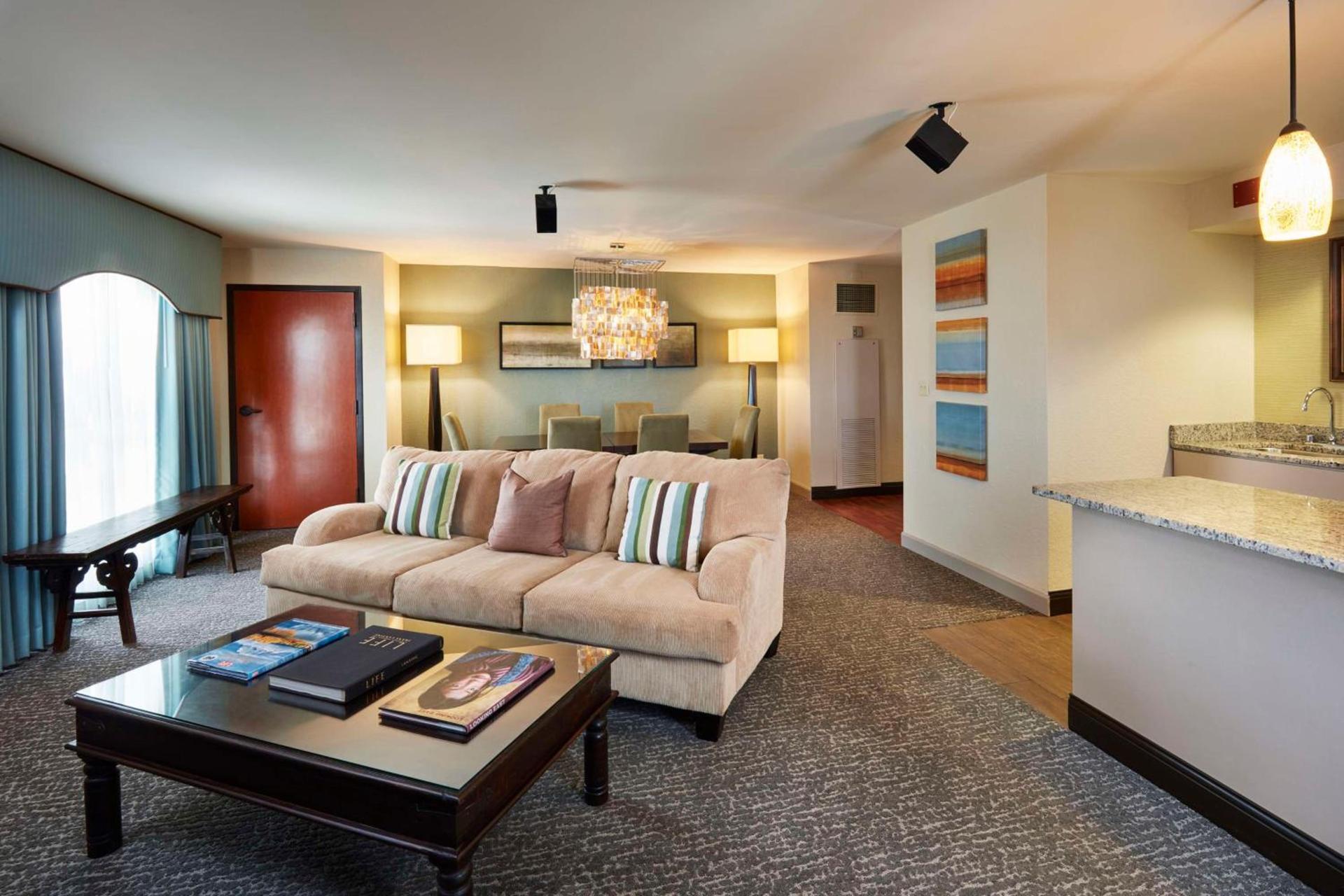 DoubleTree by Hilton Orlando Theme Park Resort photo 71