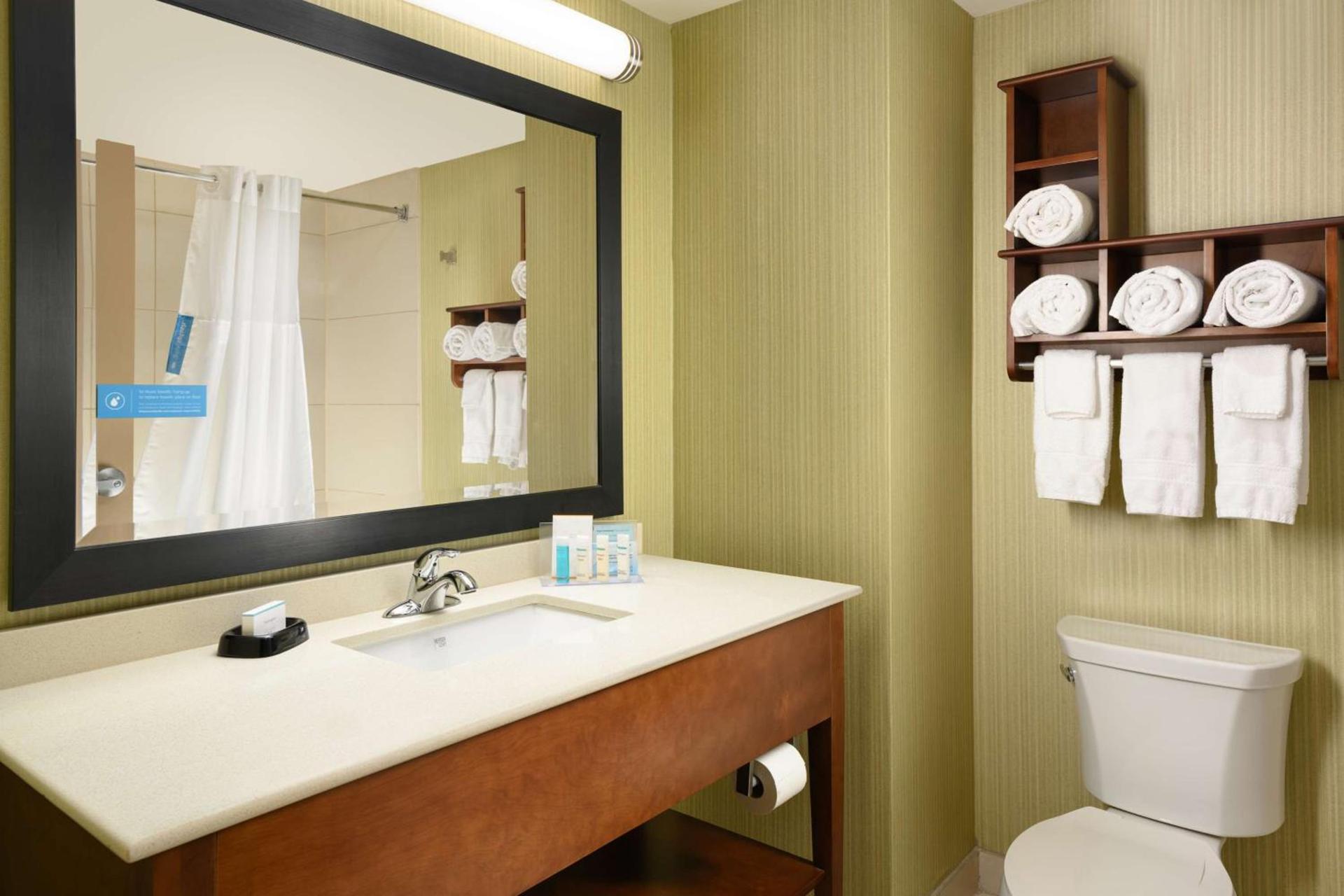 Hampton Inn Kimball photo 16