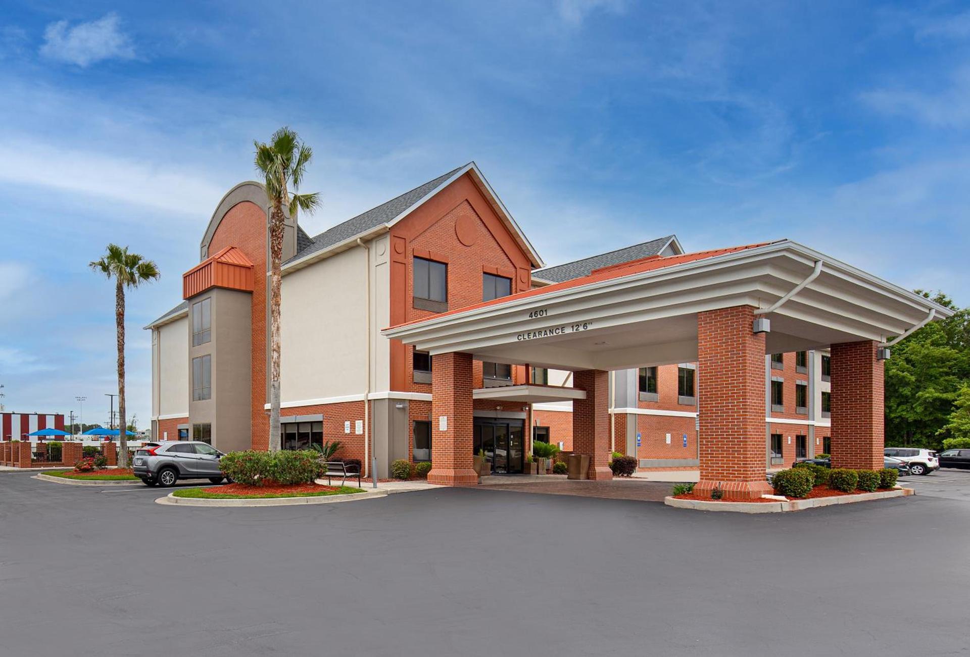Holiday Inn Express Savannah South I-95 Richmond Hill by IHG — hotel in Richmond Hill