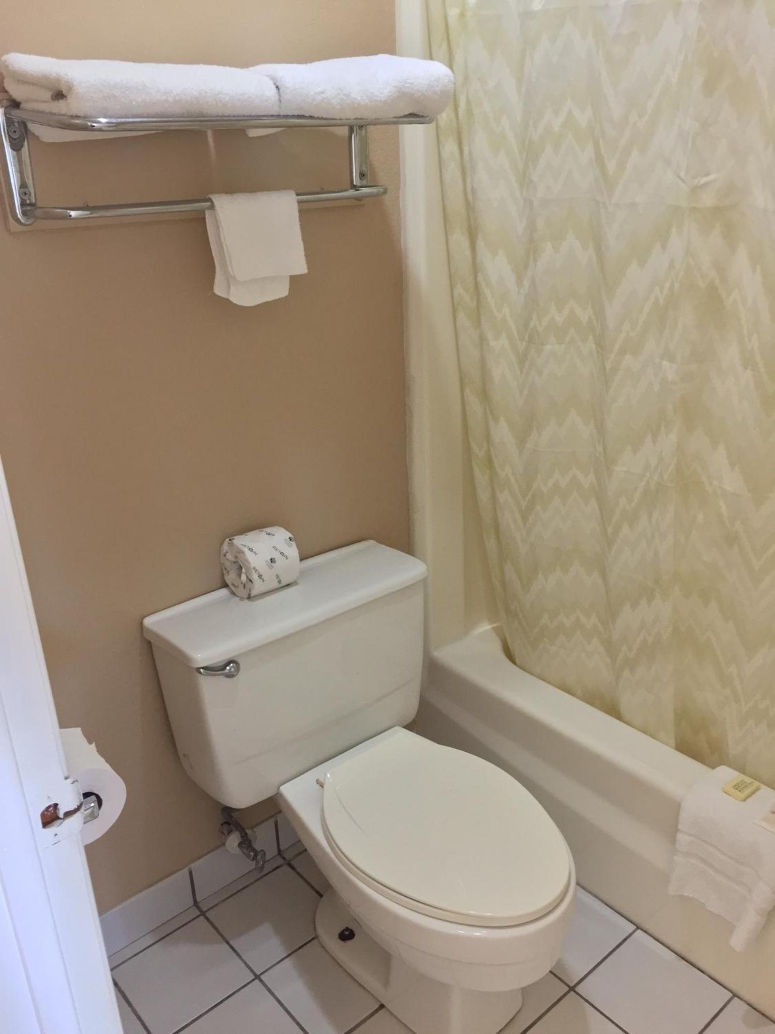 Budget Inn Motel photo 9