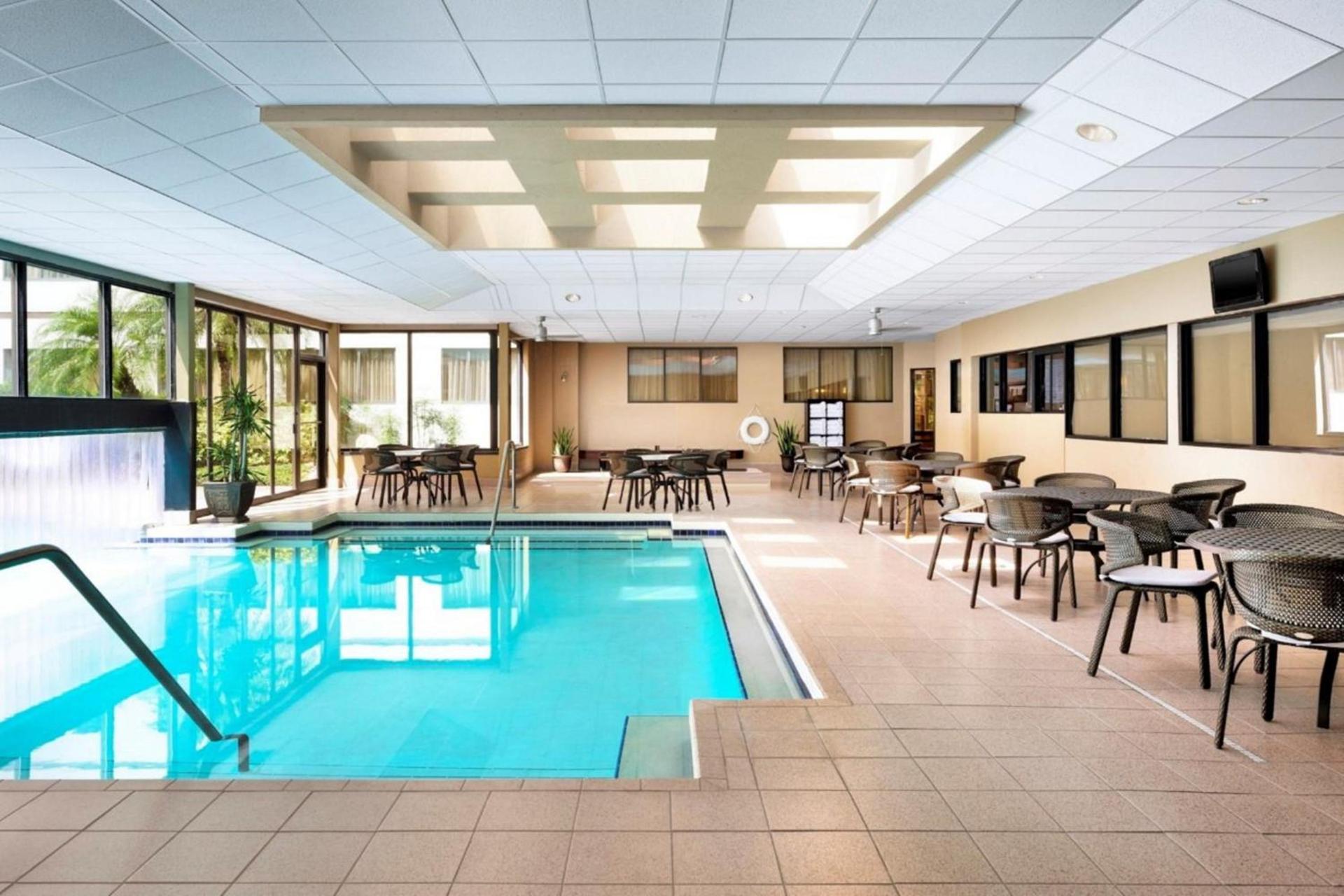 Sheraton Suites Orlando Airport Hotel photo 18