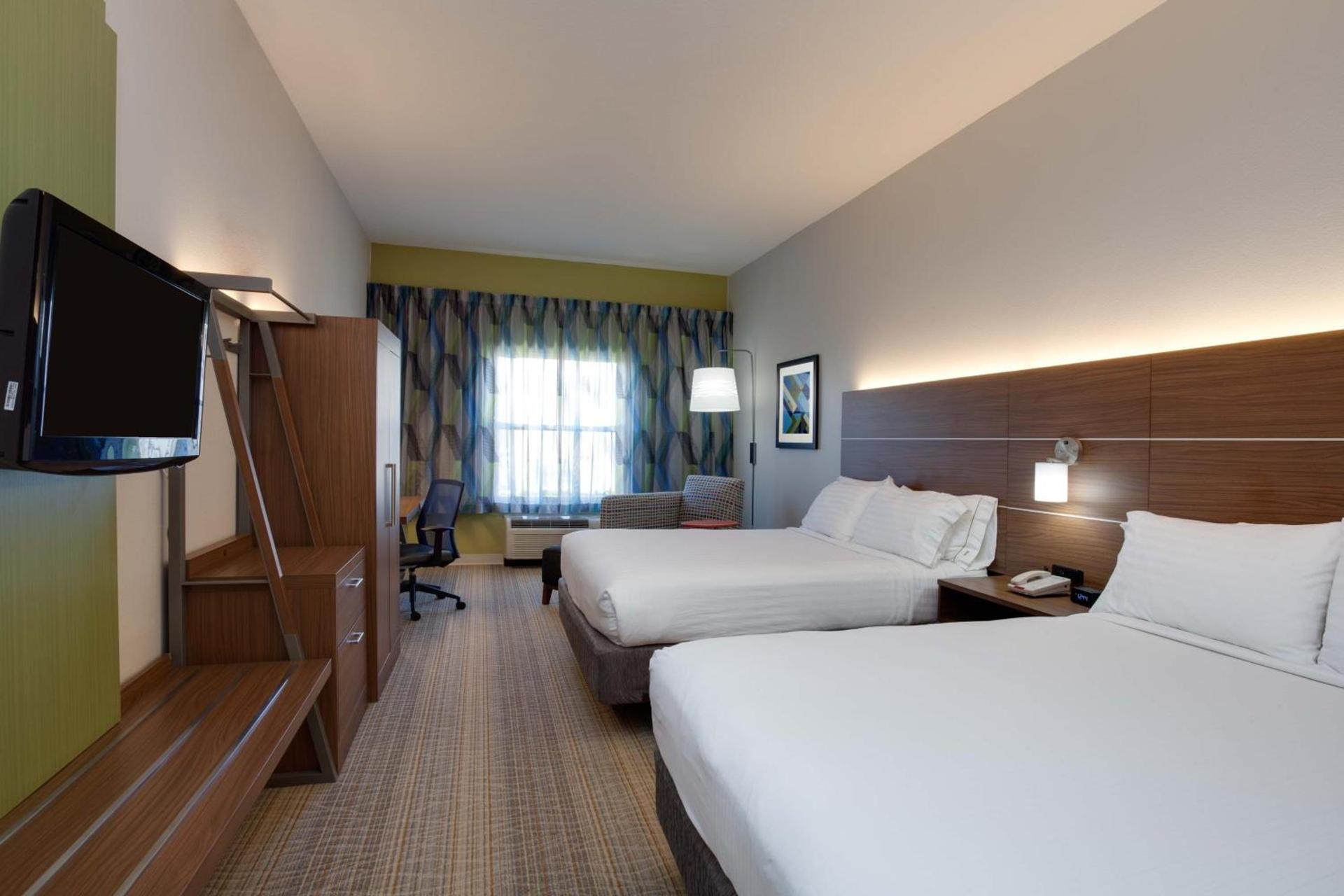 Holiday Inn Express & Suites Orlando International Airport by IHG photo 13