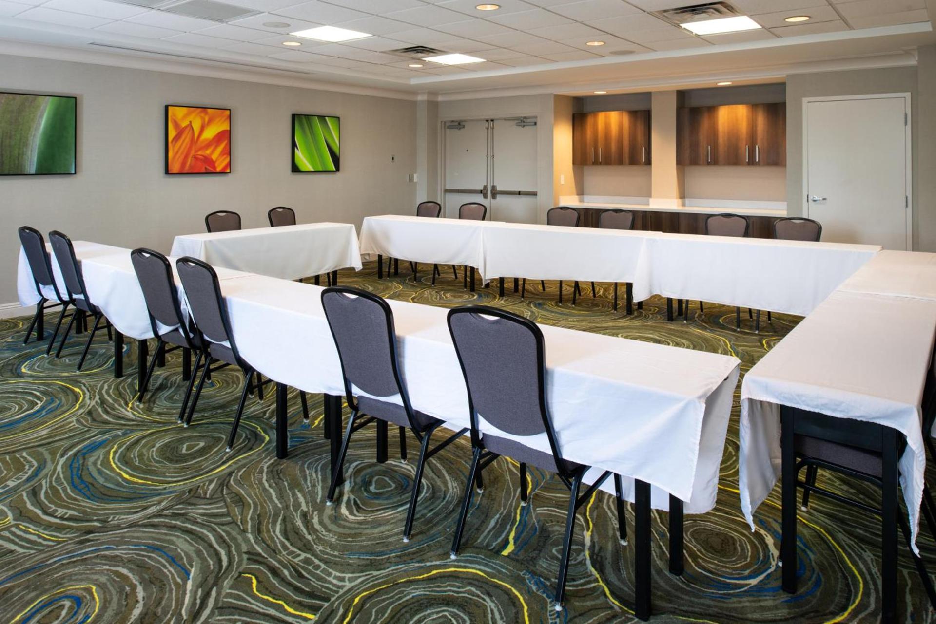 Hilton Garden Inn Baton Rouge Airport photo 13