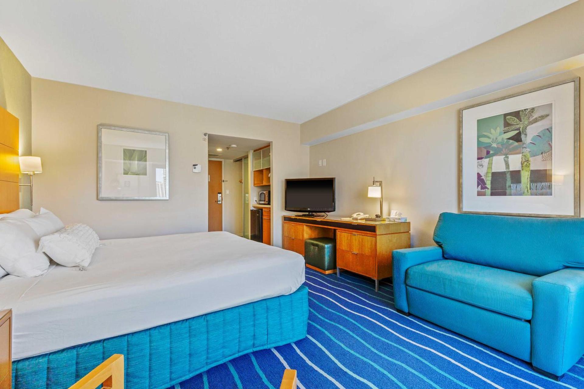 Castle At Ala Moana Hotel photo 39