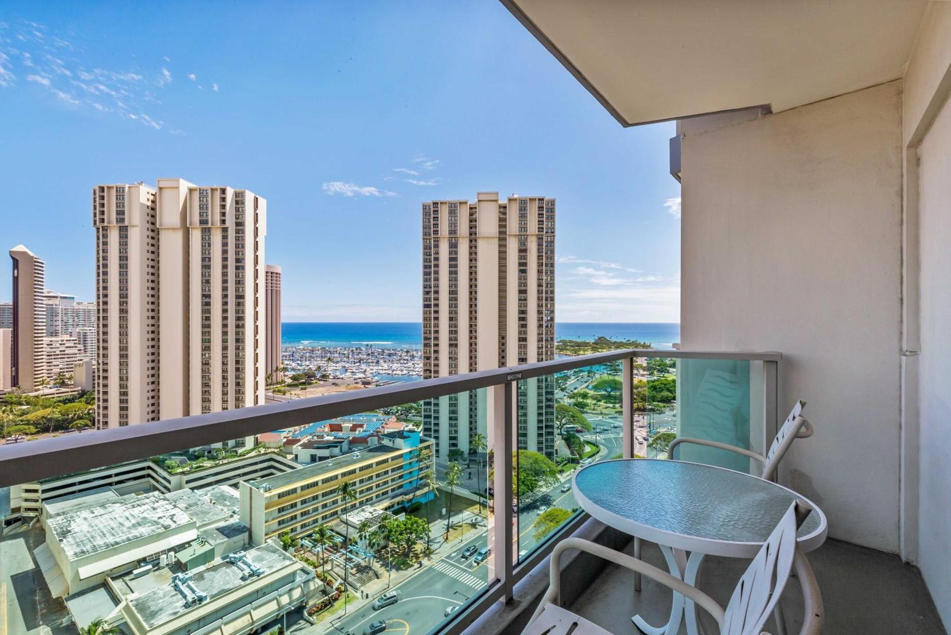 Castle At Ala Moana Hotel photo 36